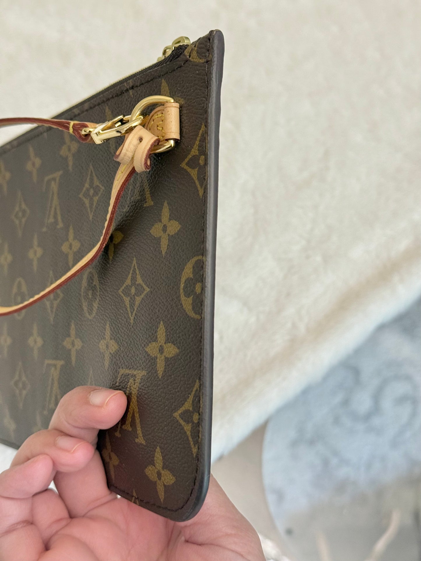 Louis Vuitton Neverfull MM Mono Bag and Pouch Set