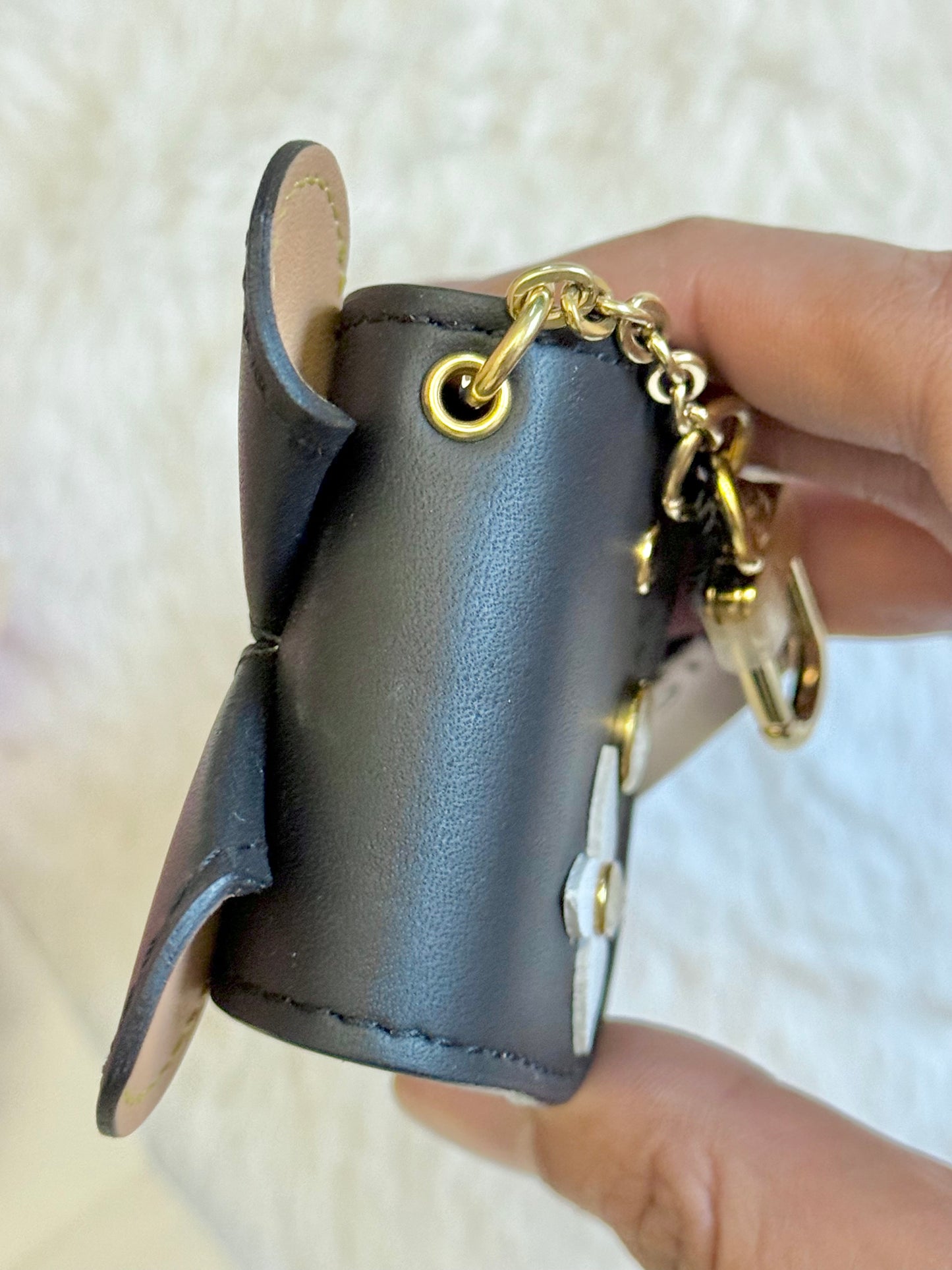 Louis Vuitton Monogram Cat Airpod Earphones Case Black