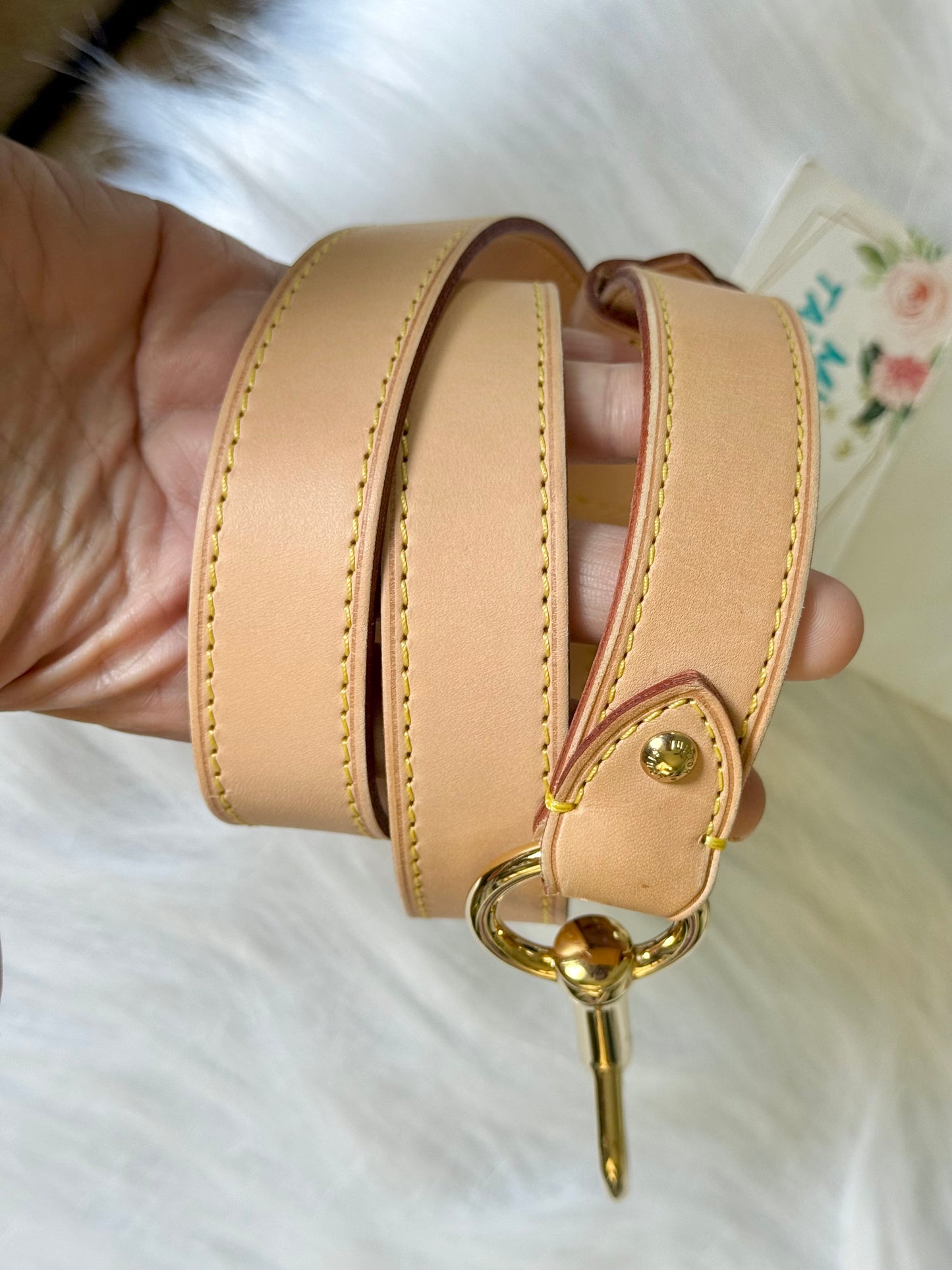 Louis Vuitton  Adjustable Vachetta Strap J00109
