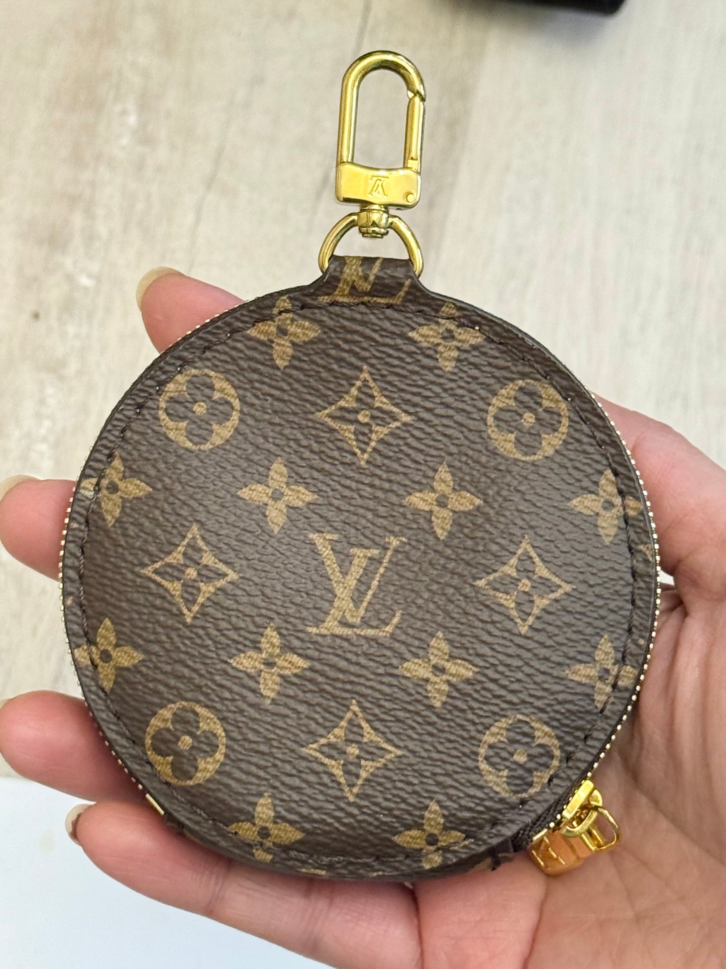 Louis Vuitton Round Coin Pouch from MPA