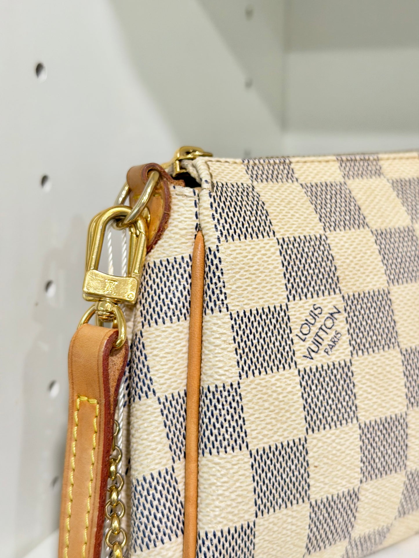 Louis Vuitton Eva Pochette Damier Azur