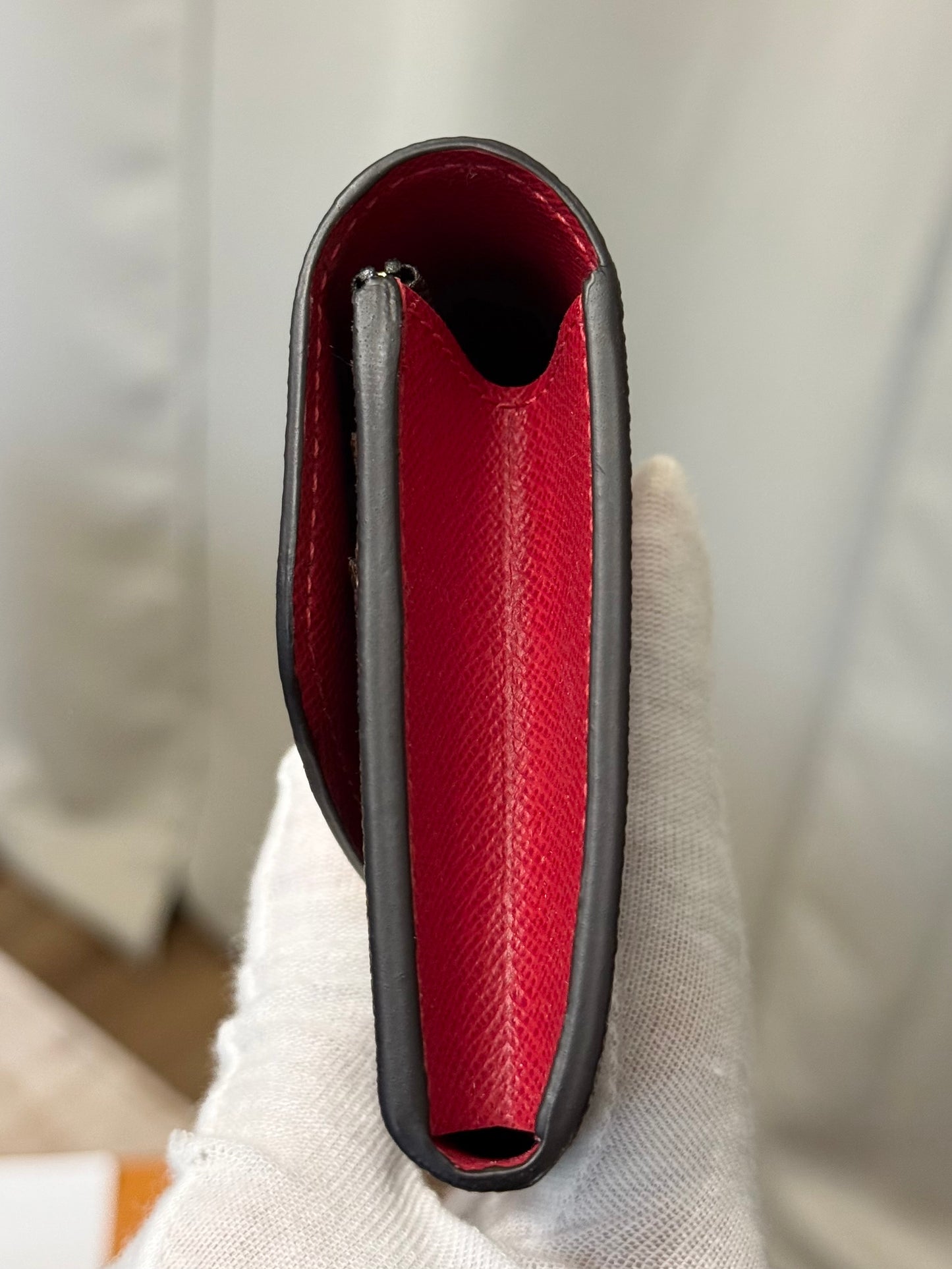 Louis Vuitton Emilie Wallet DE Cerise