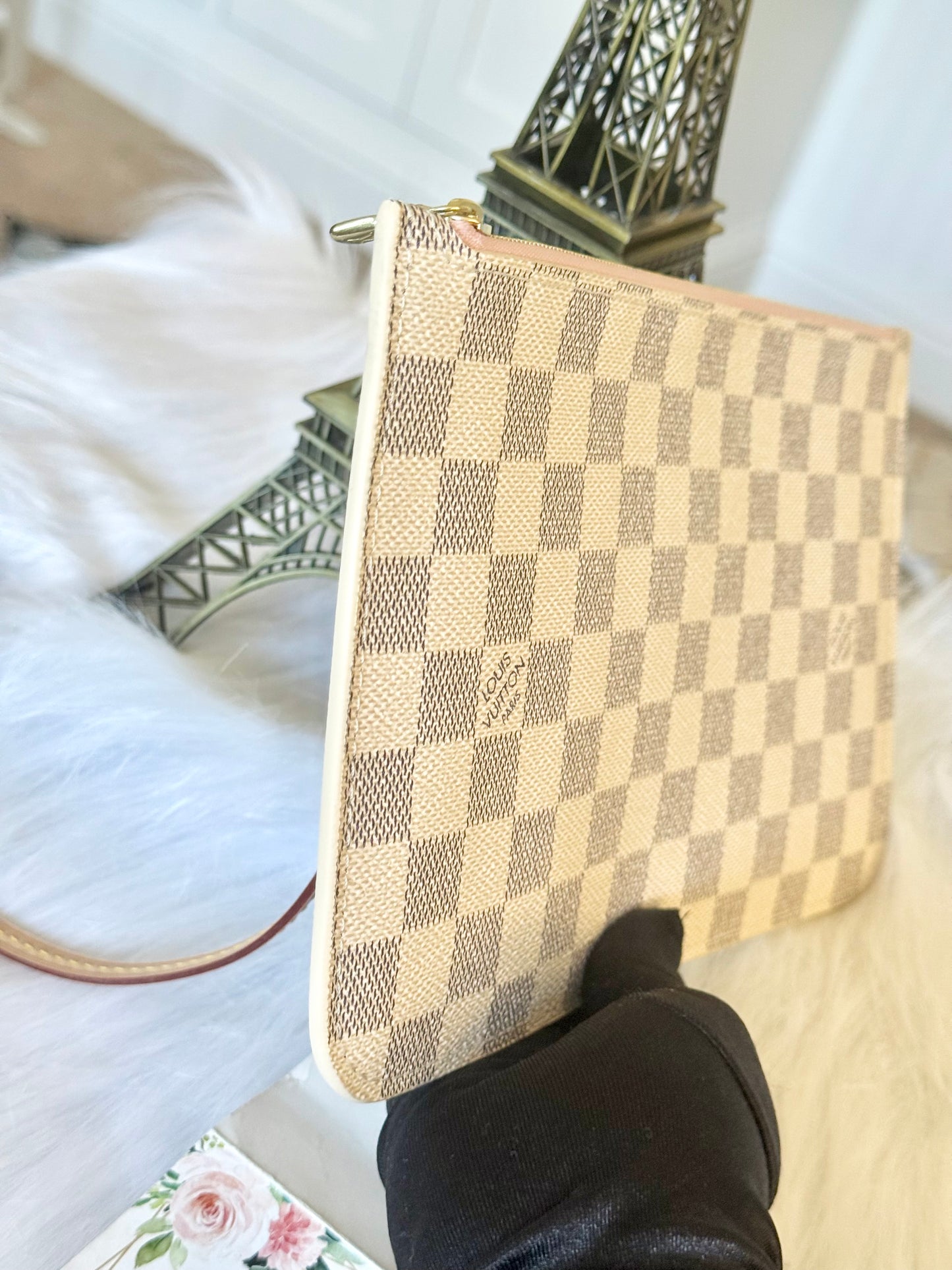Louis Vuitton Neverfull MM/GM Damier Azur Rose Ballerine Pouch