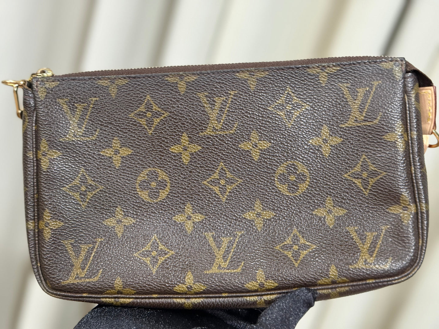 Louis Vuitton Pochette Accessoires Old Model Mono with new Leather and D-Rings