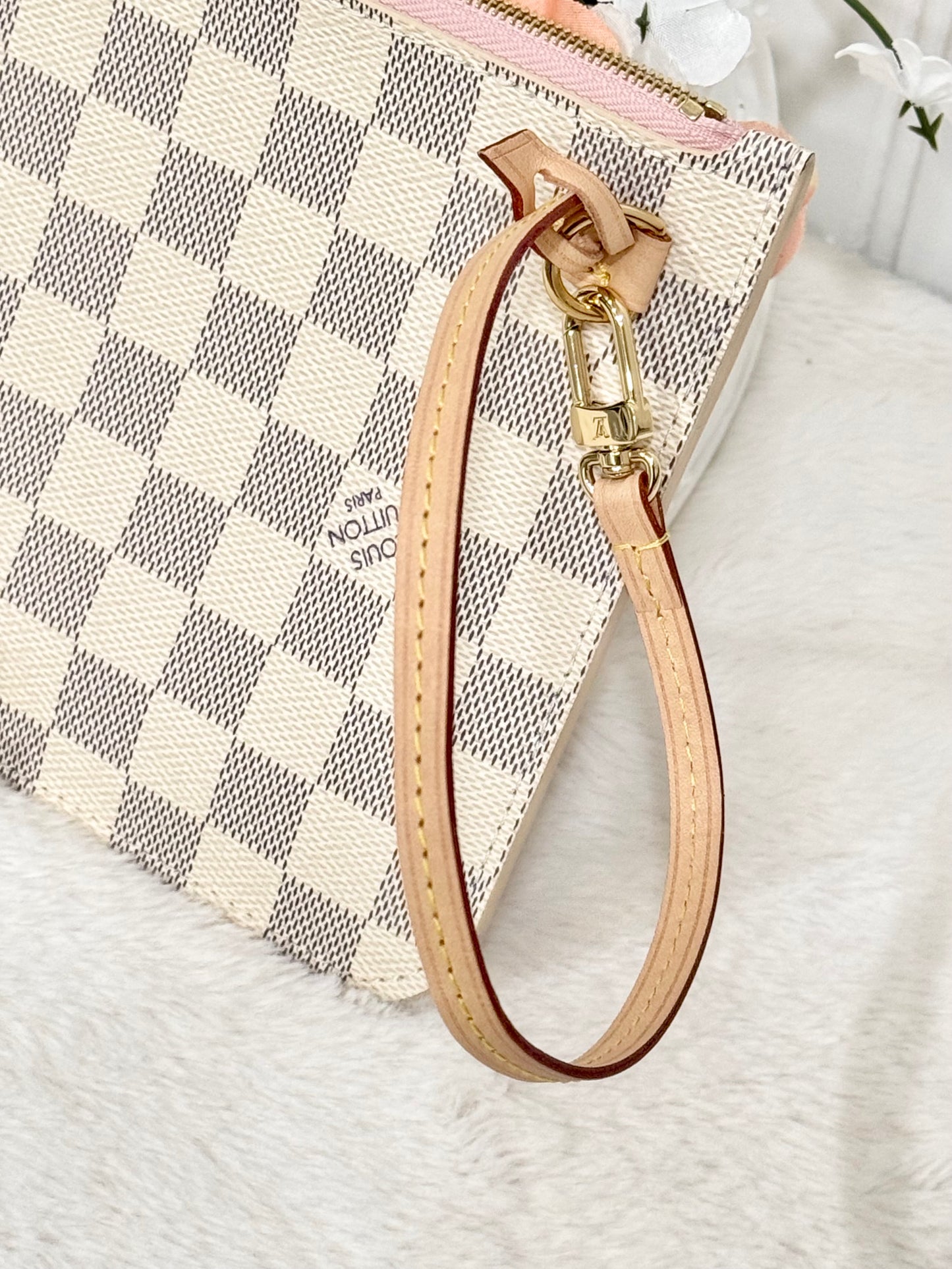 Louis Vuitton Neverfull MM/GM Damier Azur Rose Ballerine Pouch