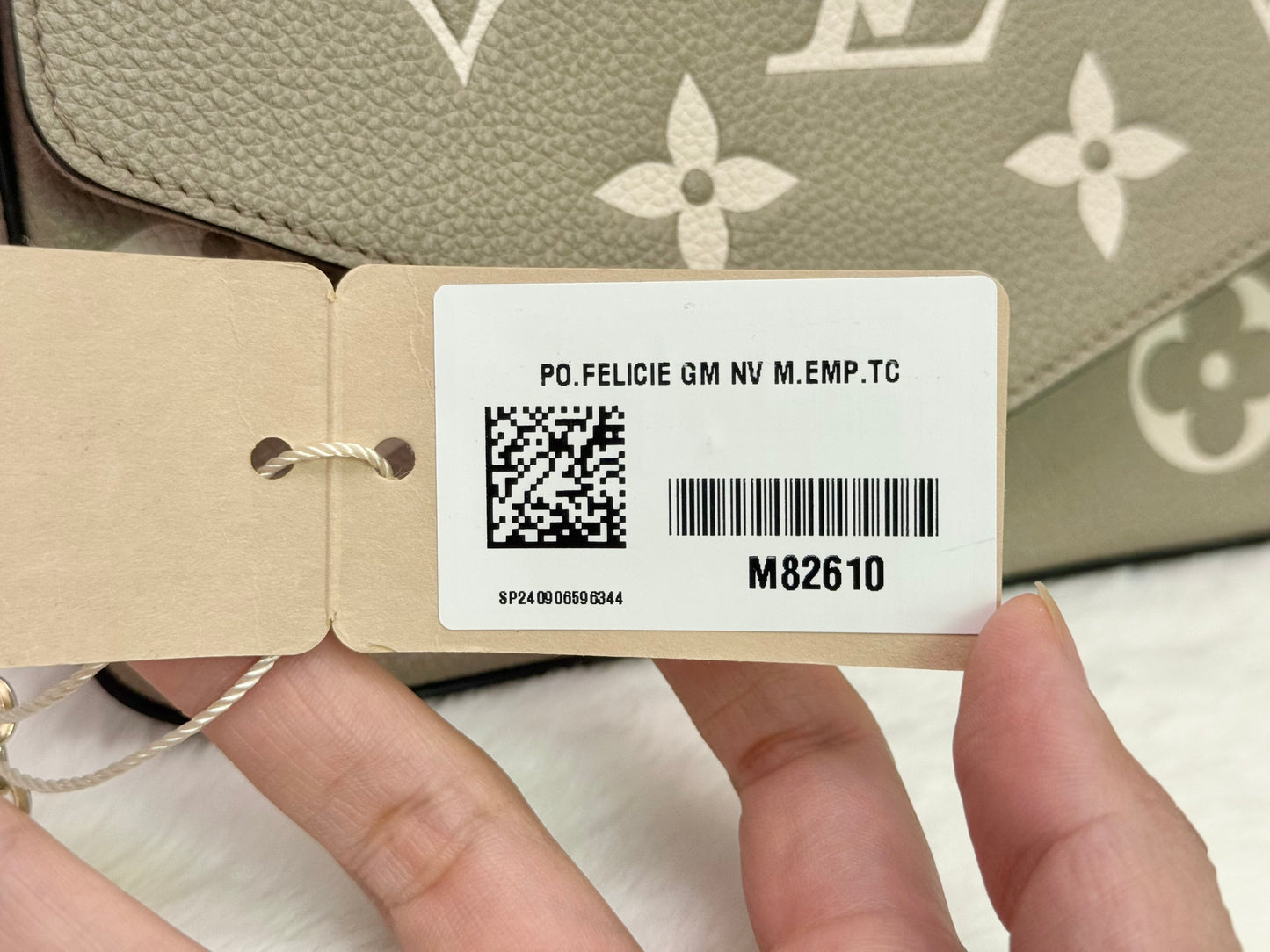 Louis Vuitton Felicie Pochette Giant Mono Empreinte Bicolor Dove Cream
