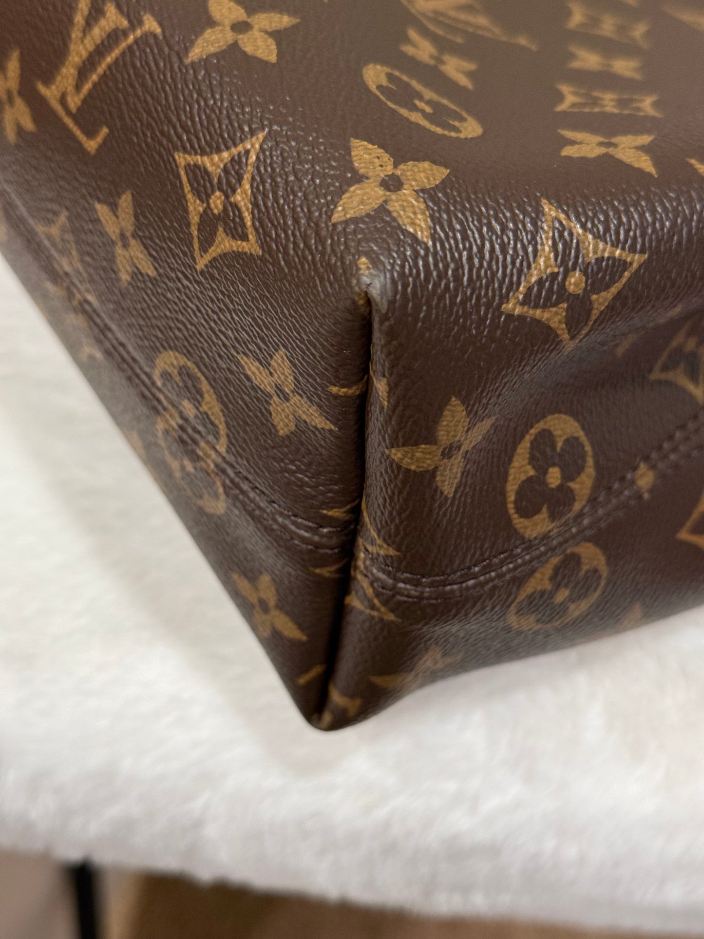 Louis Vuitton Graceful PM Mono Beige