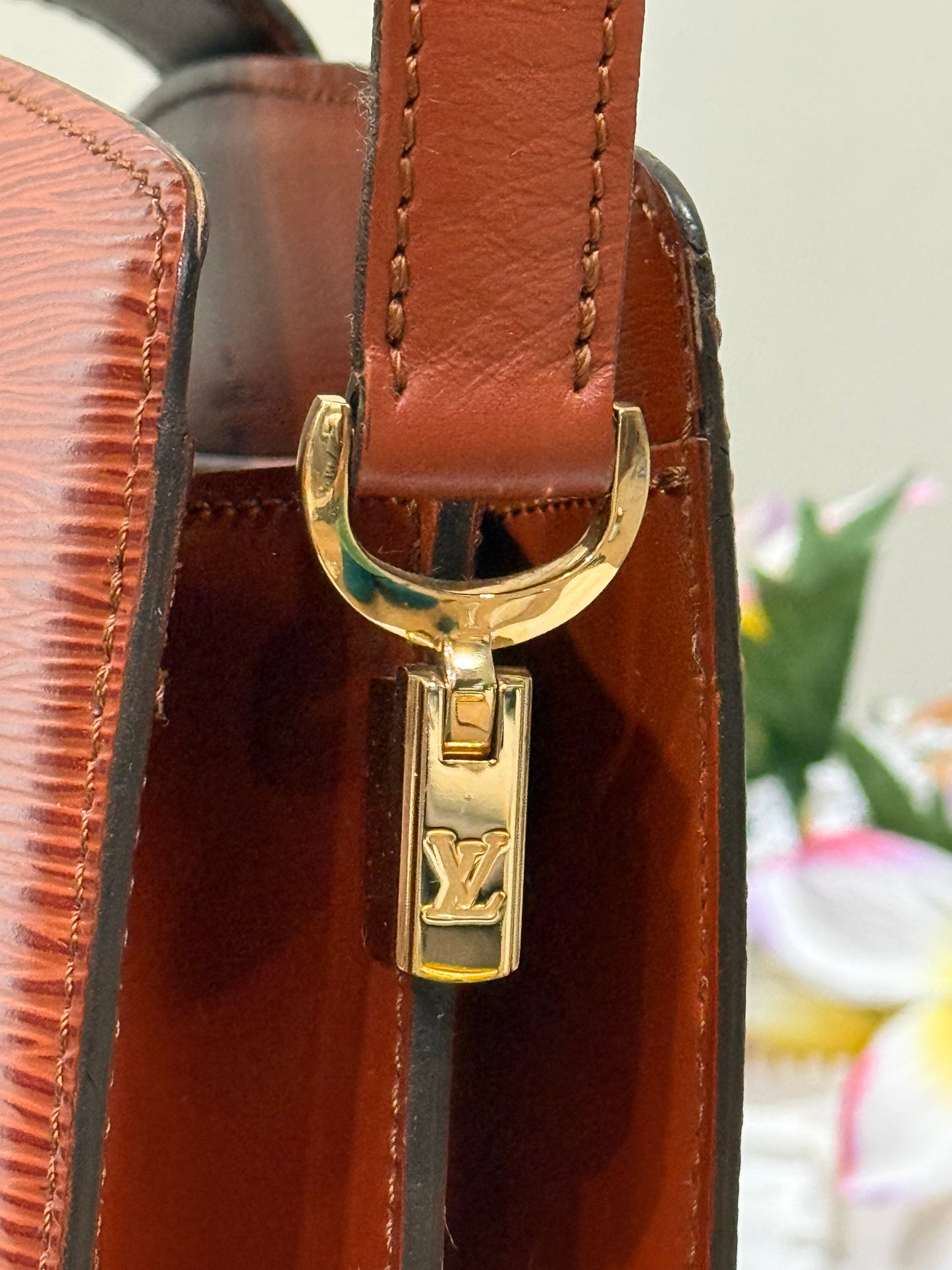 Louis Vuitton Capucines Epi Cognac/Fawn Crossbody