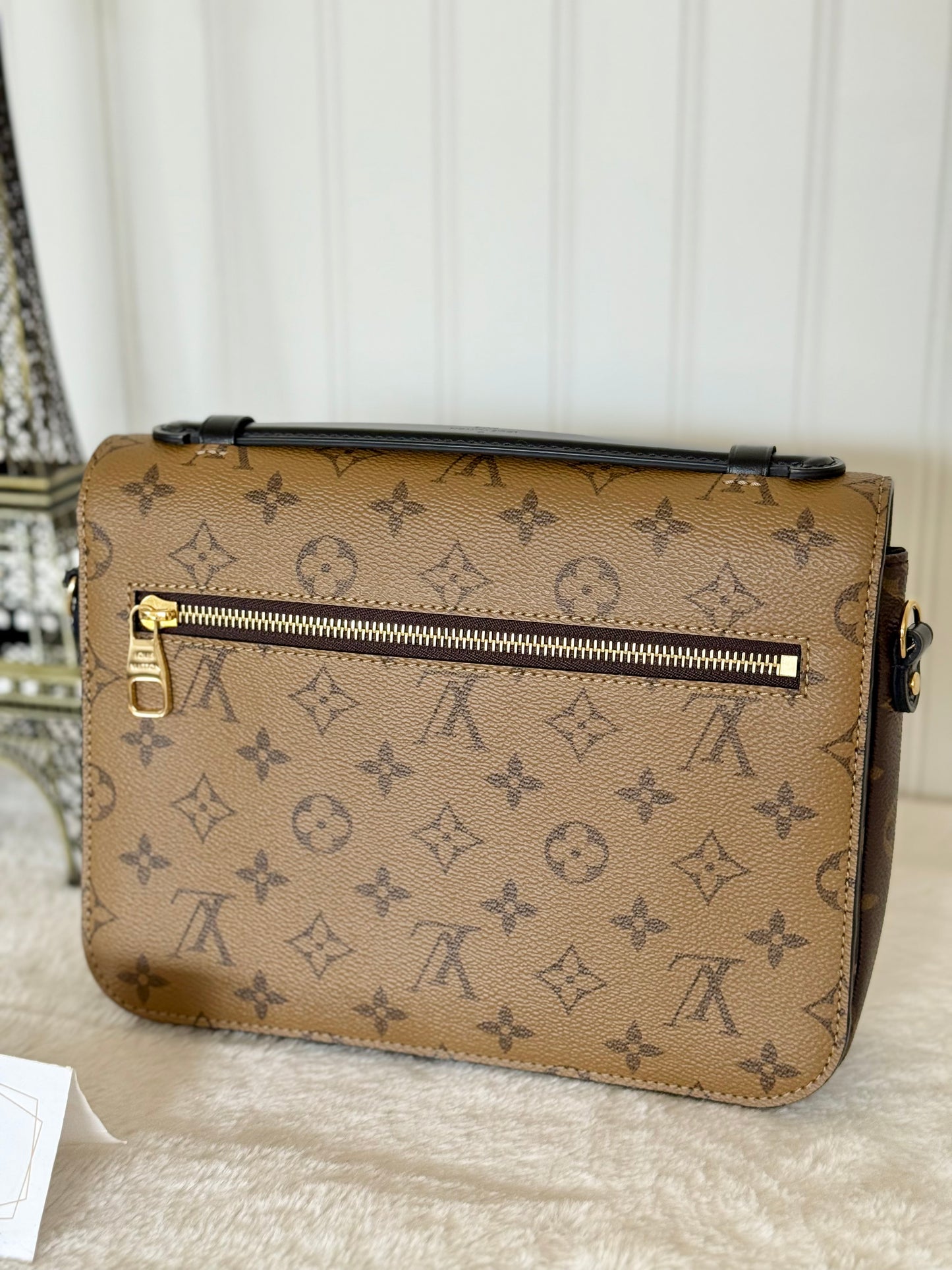 Louis Vuitton Pochette Metis Mono Reverse