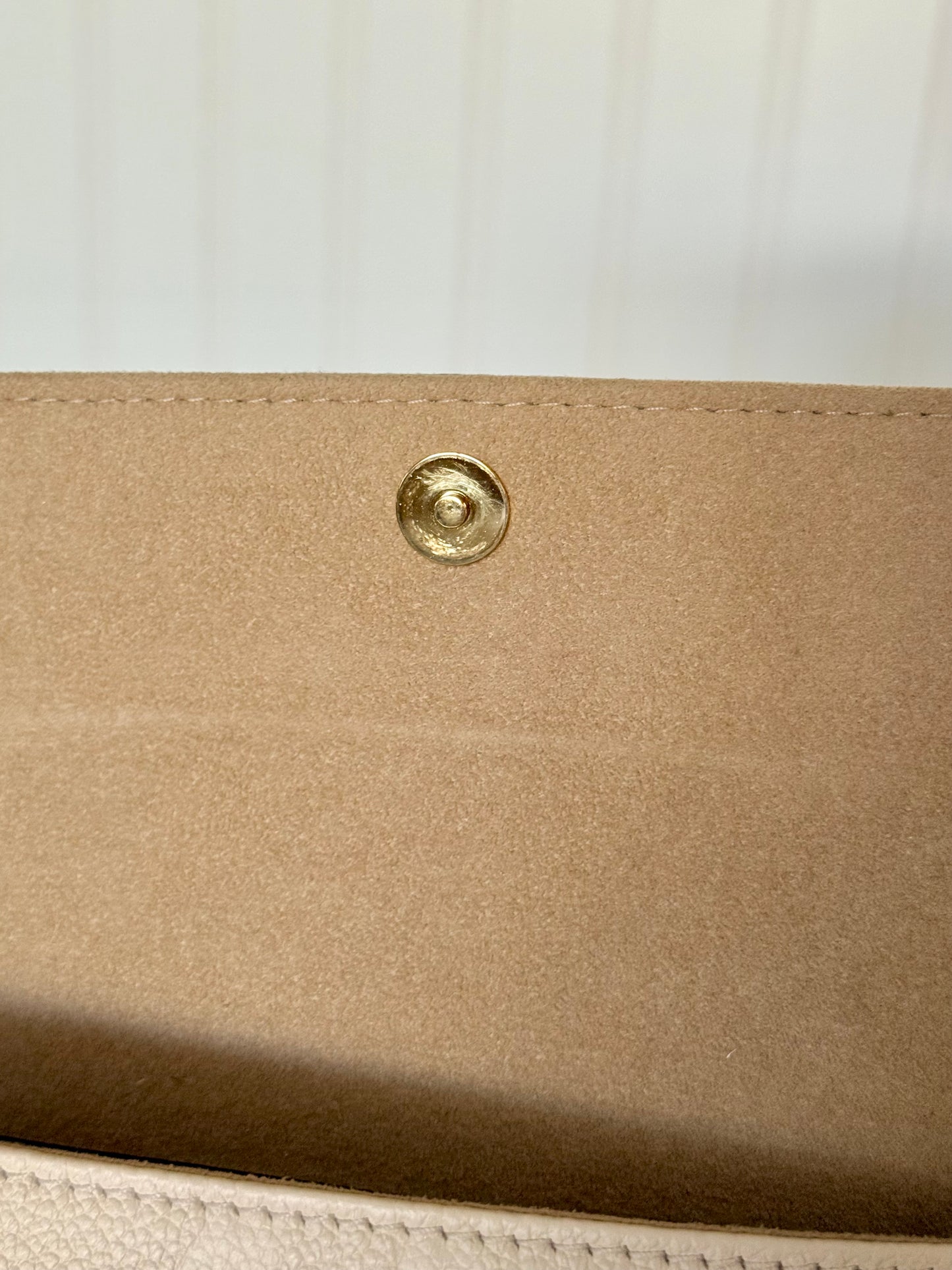 Louis Vuitton Ivy Wallet on Chain Cream Empreinte