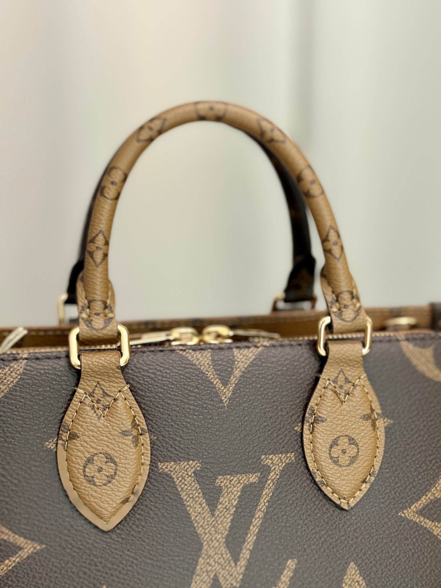 Louis Vuitton Onthego East West in Reverse Mono