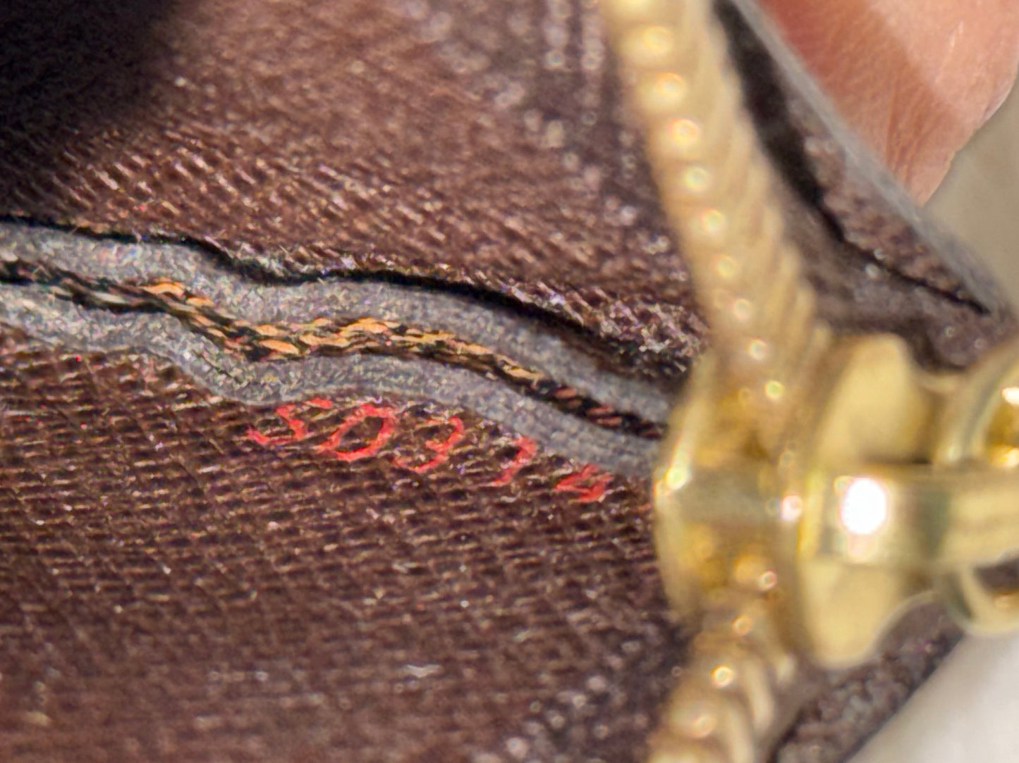 Louis Vuitton Key Cles Damier Ebene