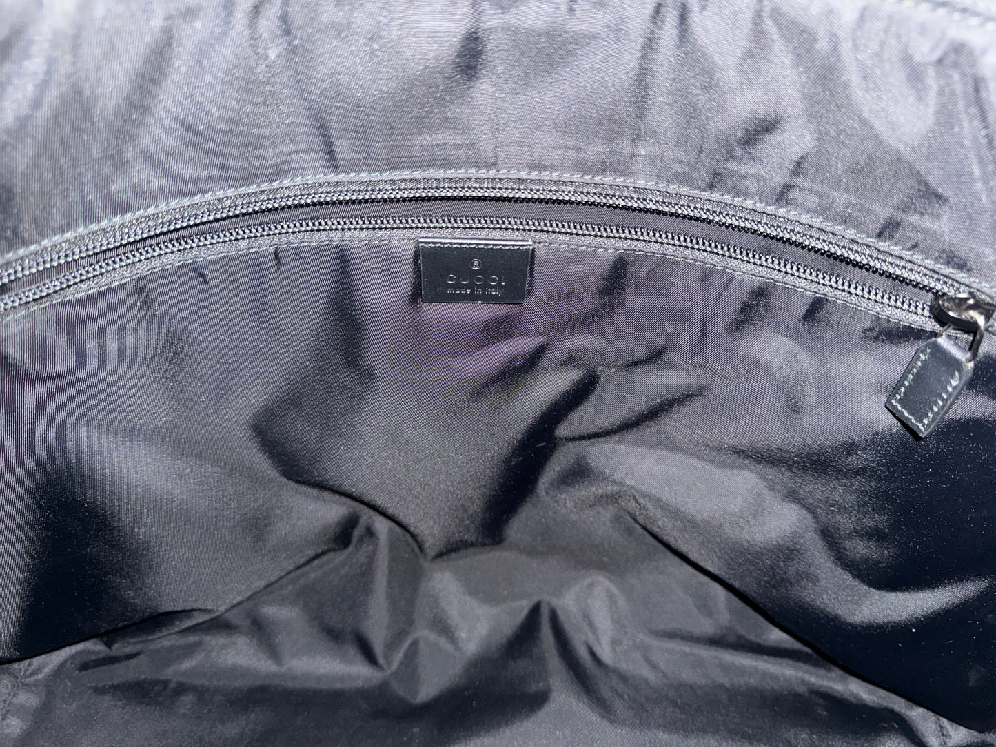 Gucci Zipped Web GG Supreme Canvas Tote Shoulder Bag Black 359261