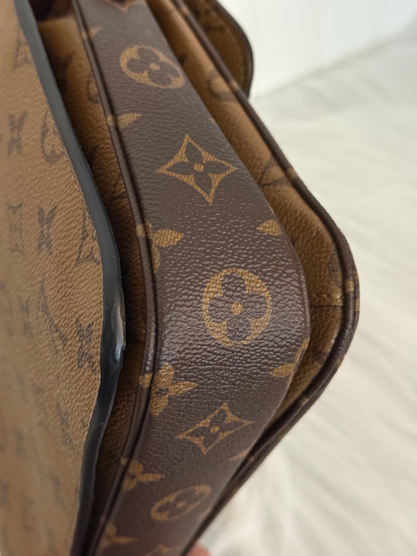 Louis Vuitton Pochette Metis Mono Reverse
