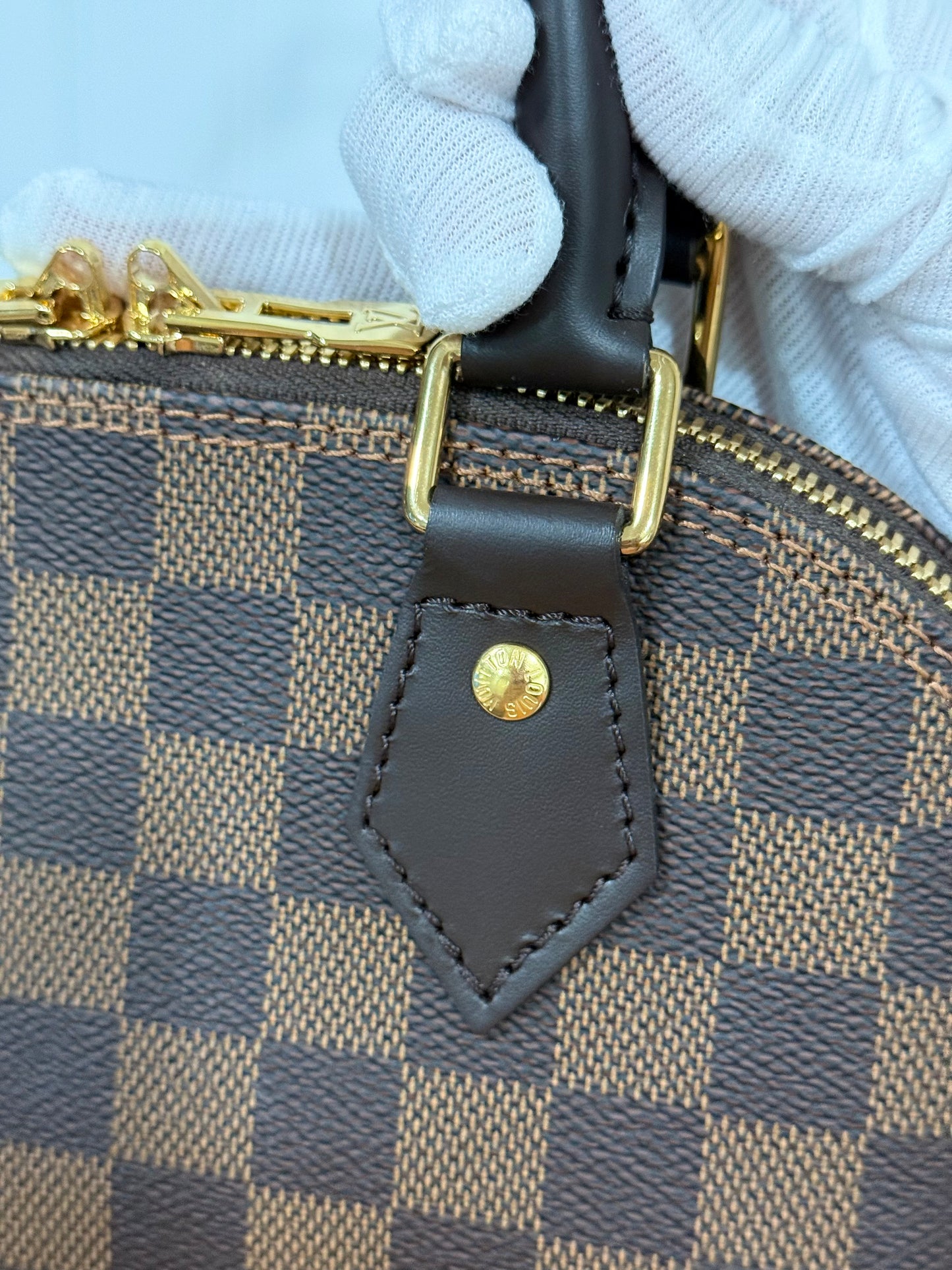 Louis Vuitton Alma BB Damier Ebene