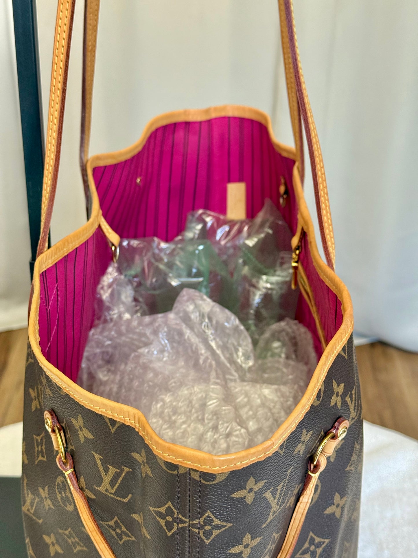 Louis Vuitton Neverfull GM Mono Pivoine Bag and Pouch