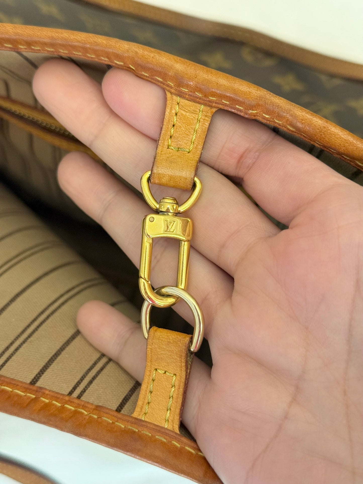 Louis Vuitton Neverfull MM Mono Beige