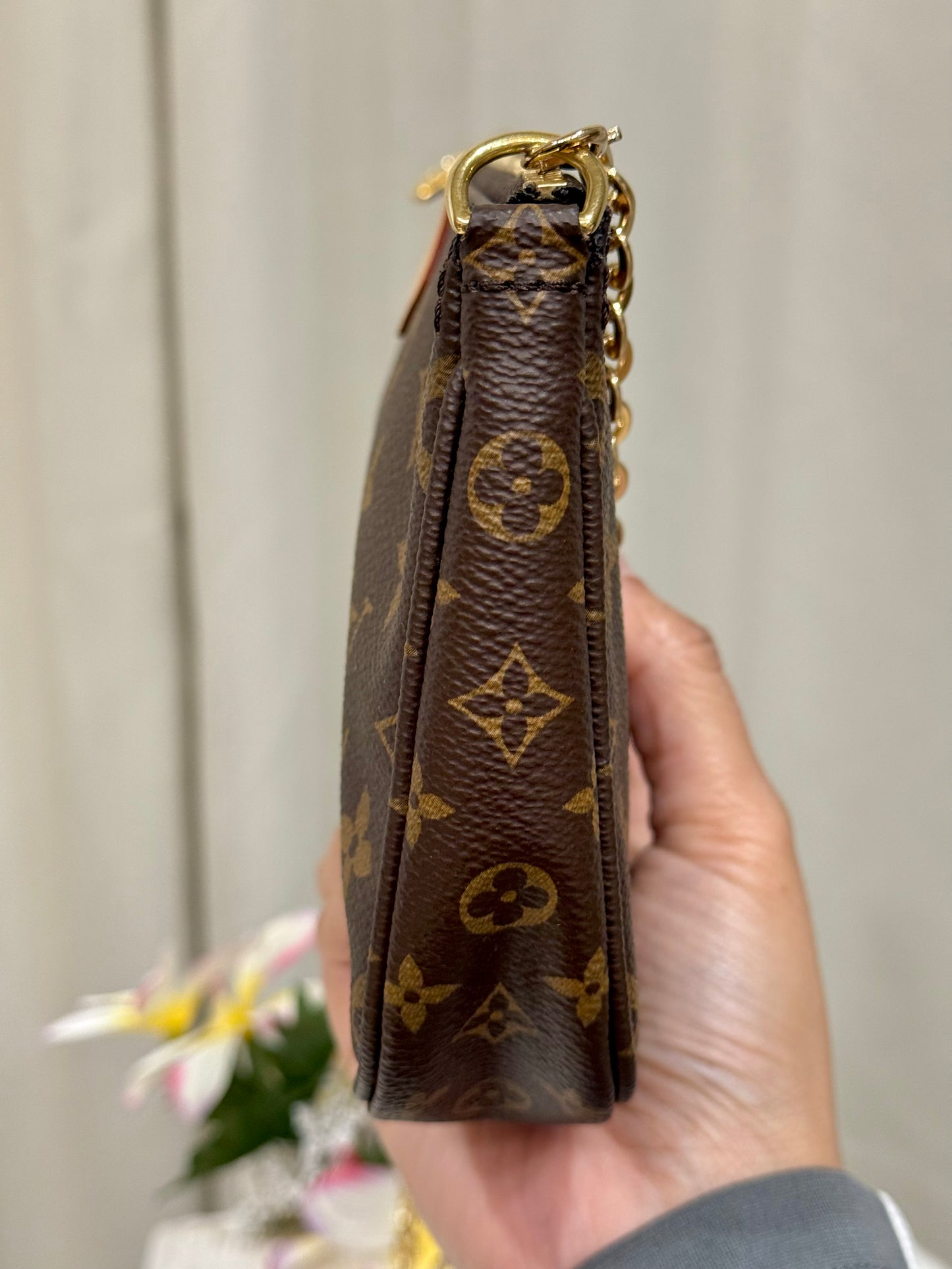 Louis Vuitton Multi Pochette Accessoires with Light Pink Strap
