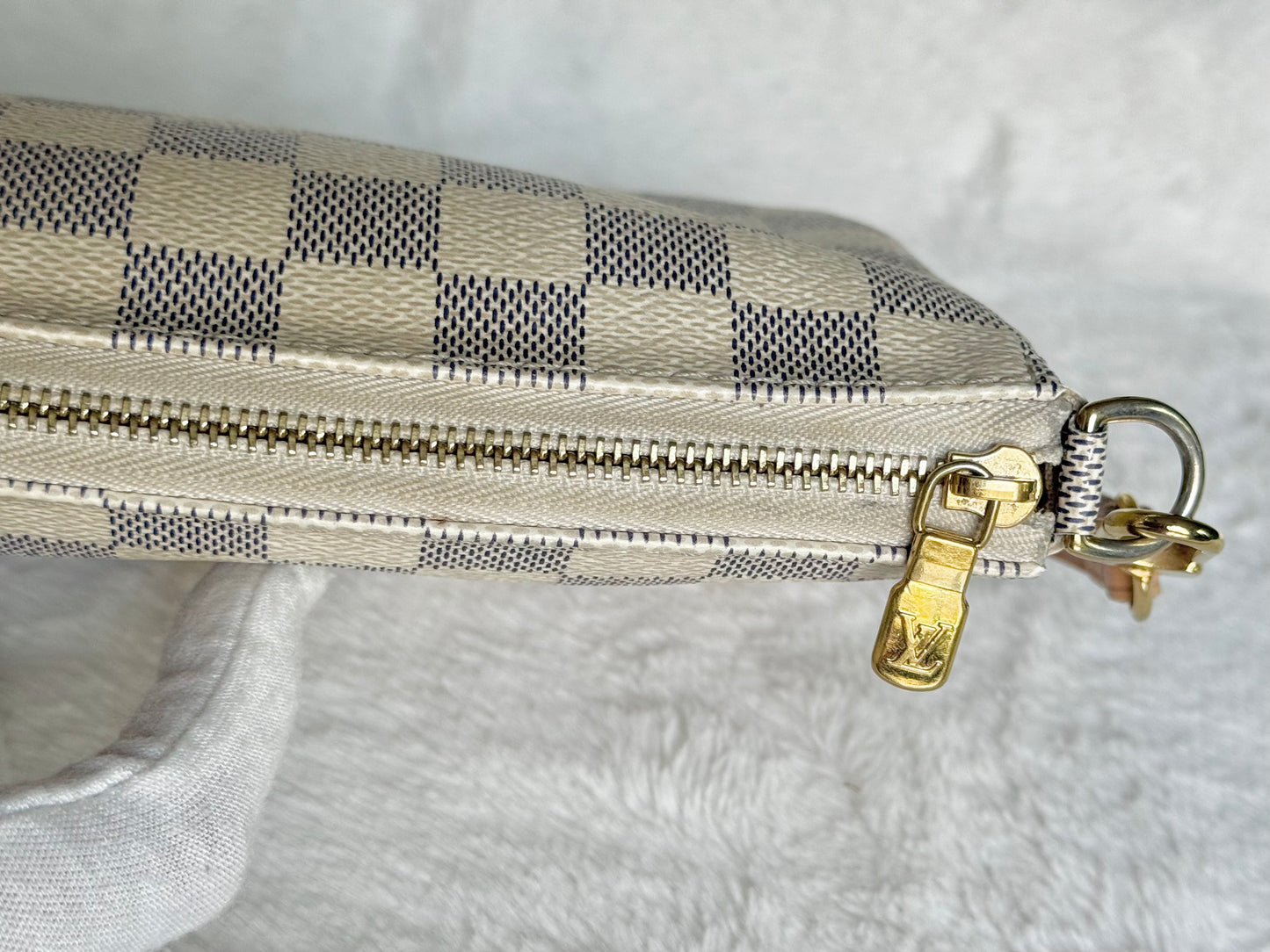 Louis Vuitton Pochette Accessoires New Model Damier Azur