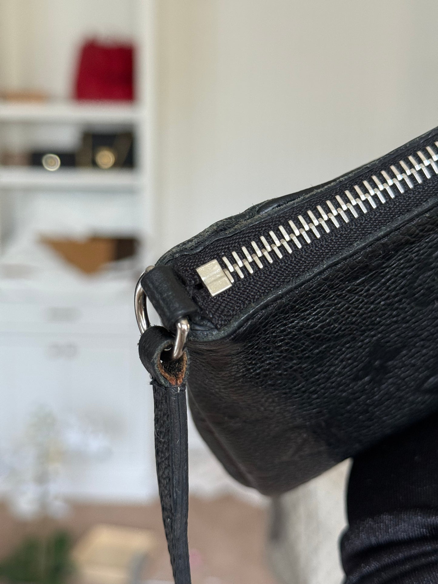 Louis Vuitton Pallas Clutch Black Empreinte