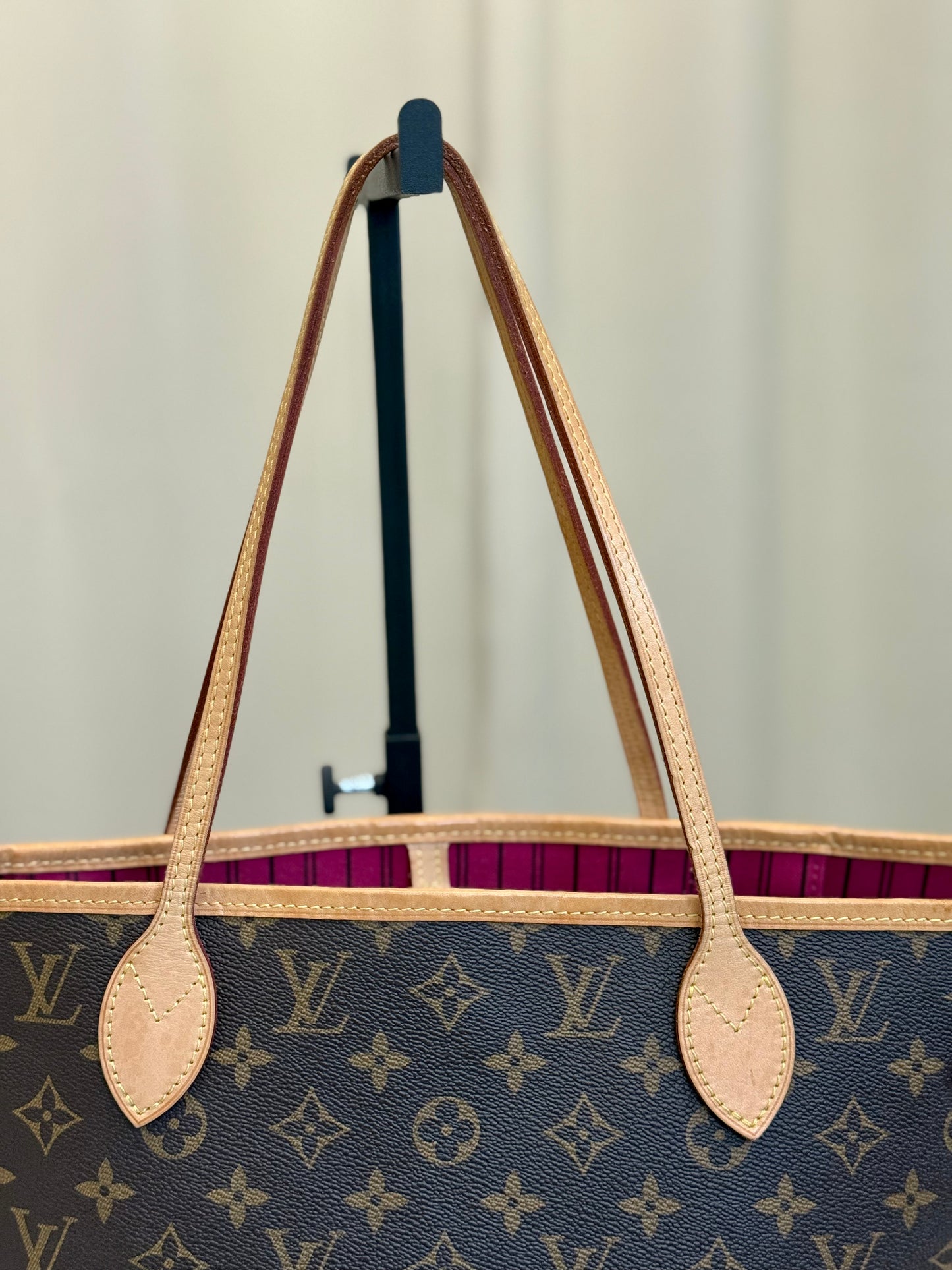 Louis Vuitton Neverfull MM Mono Pivoine