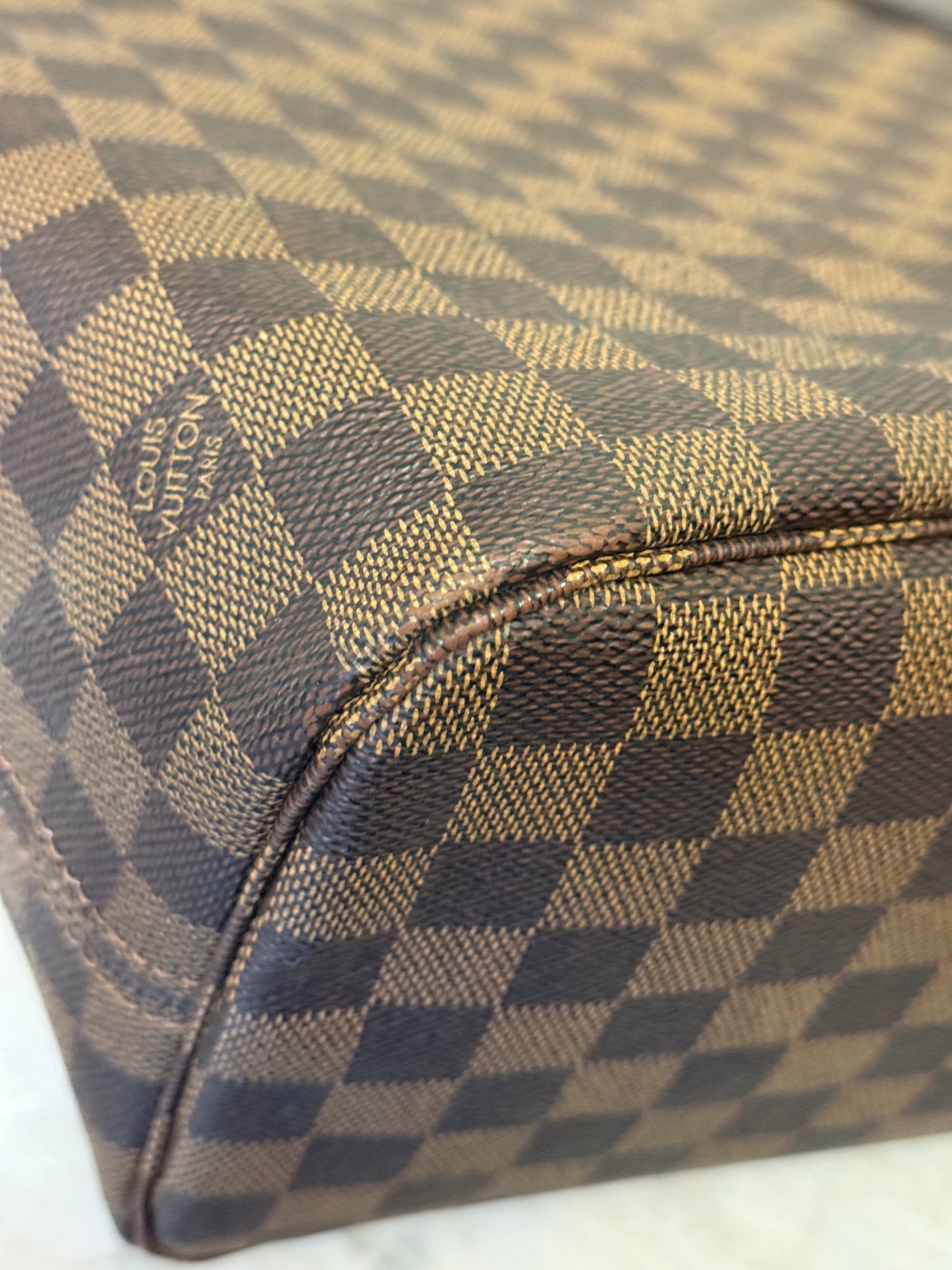 Louis Vuitton Neverfull MM Damier Ebene Rose Ballerine