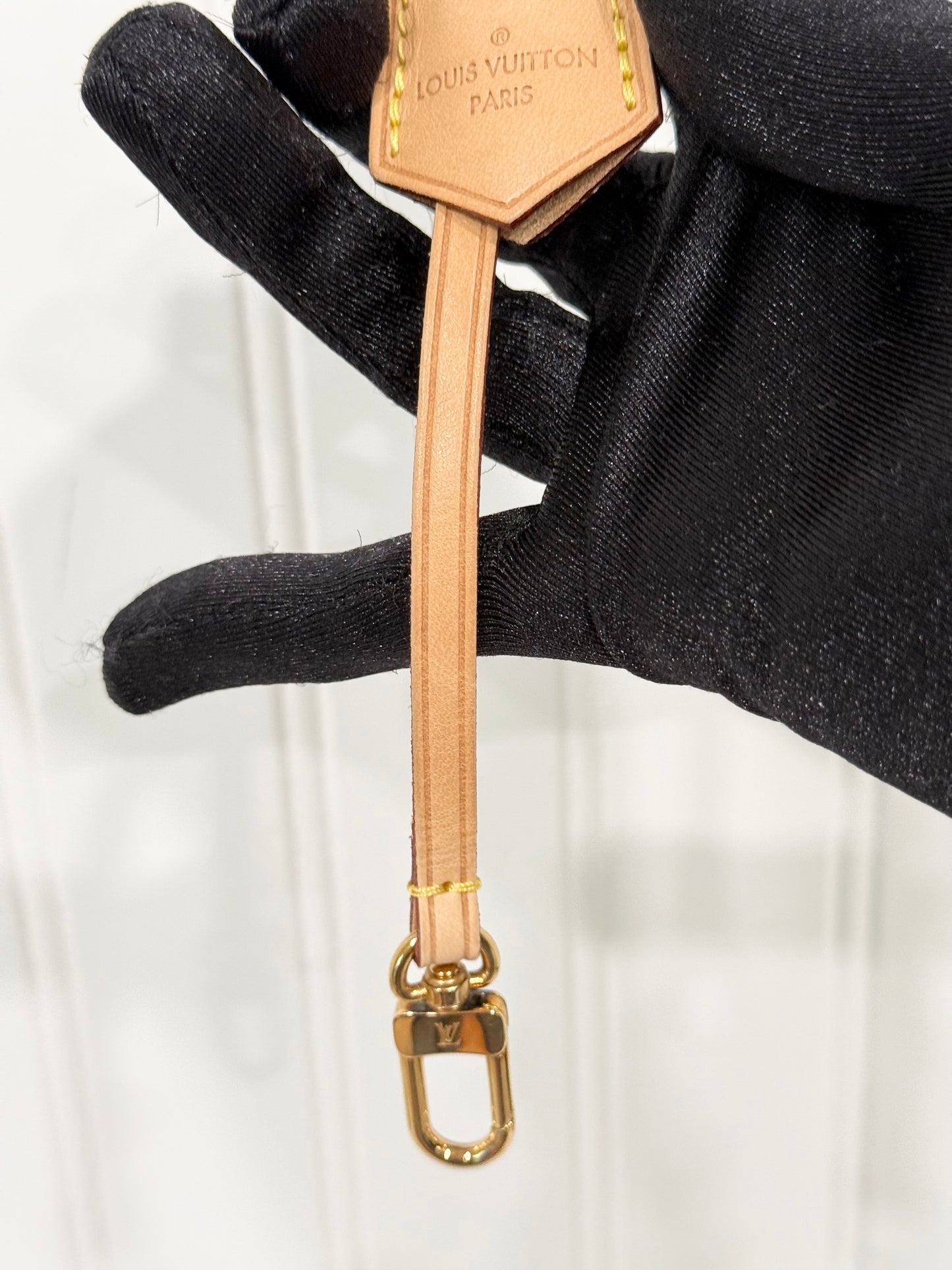 Louis Vuitton Vachetta Clochette with Clasp End