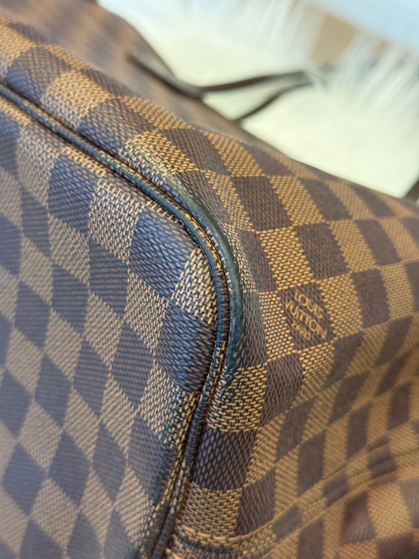 Louis Vuitton Neverfull MM Damier Ebene Cerise