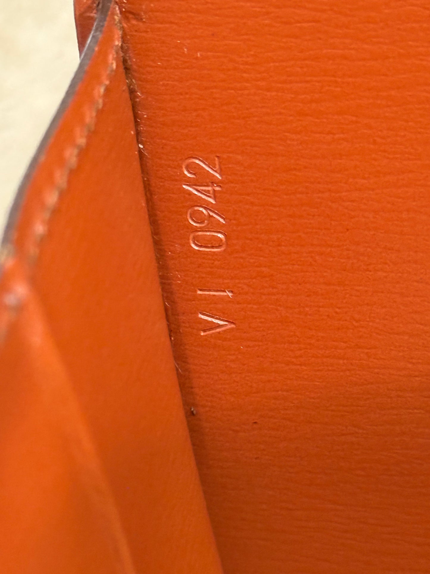 Louis Vuitton Capucines Epi Cognac/Fawn Crossbody