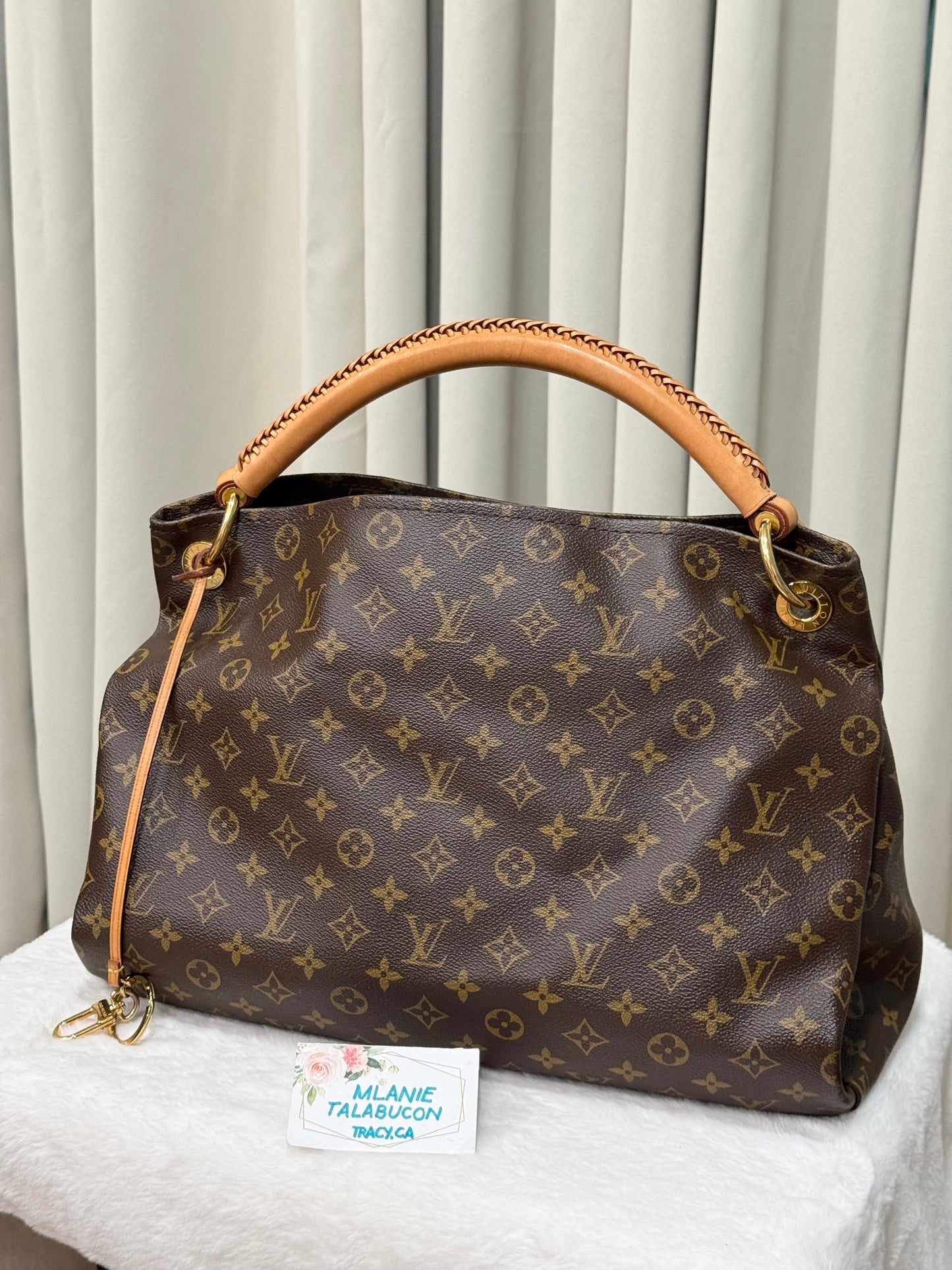 Louis Vuitton Artsy MM Mono