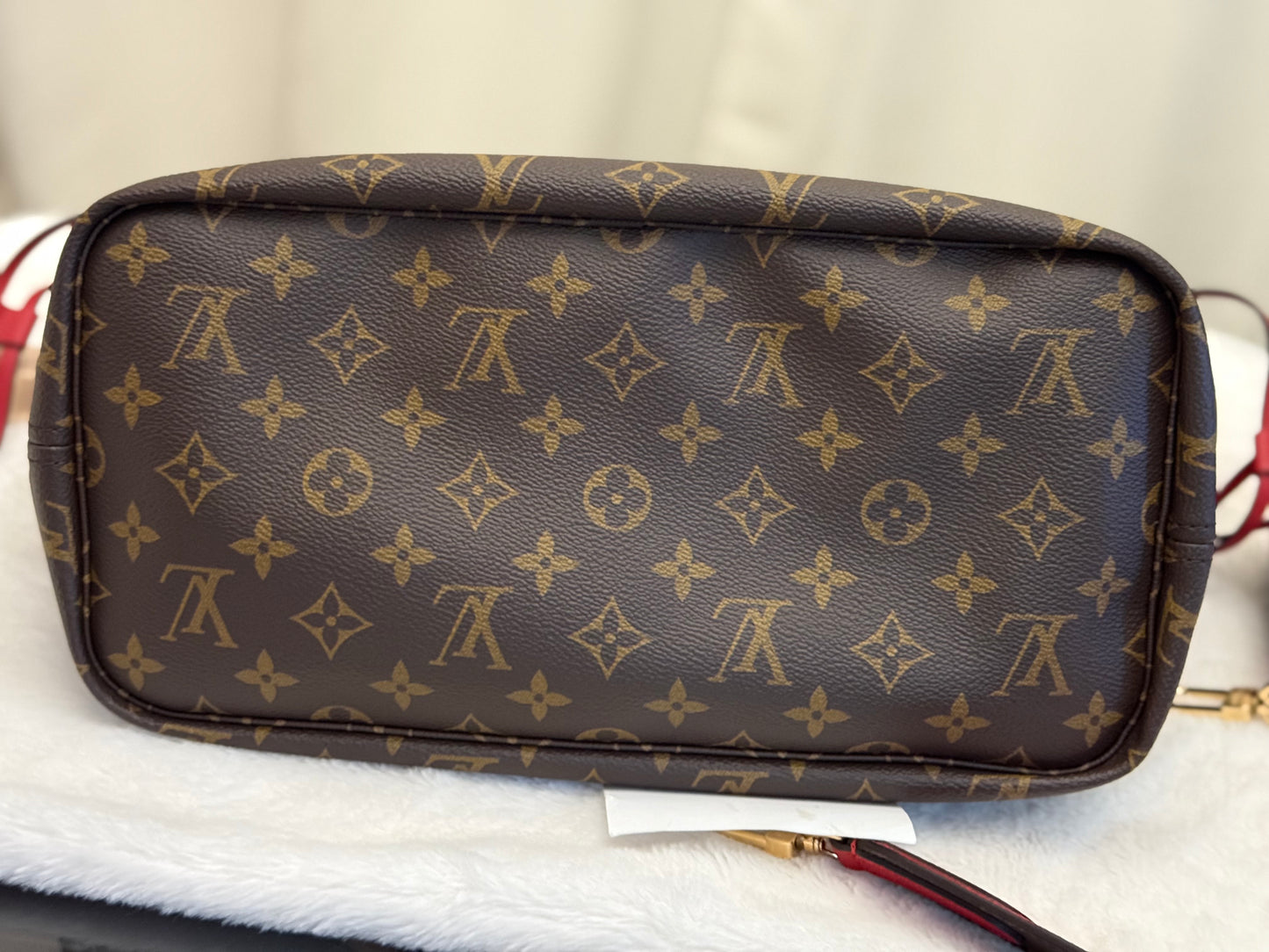 Louis Vuitton Neverfull MM Inside Out Bandouliere Safi Red