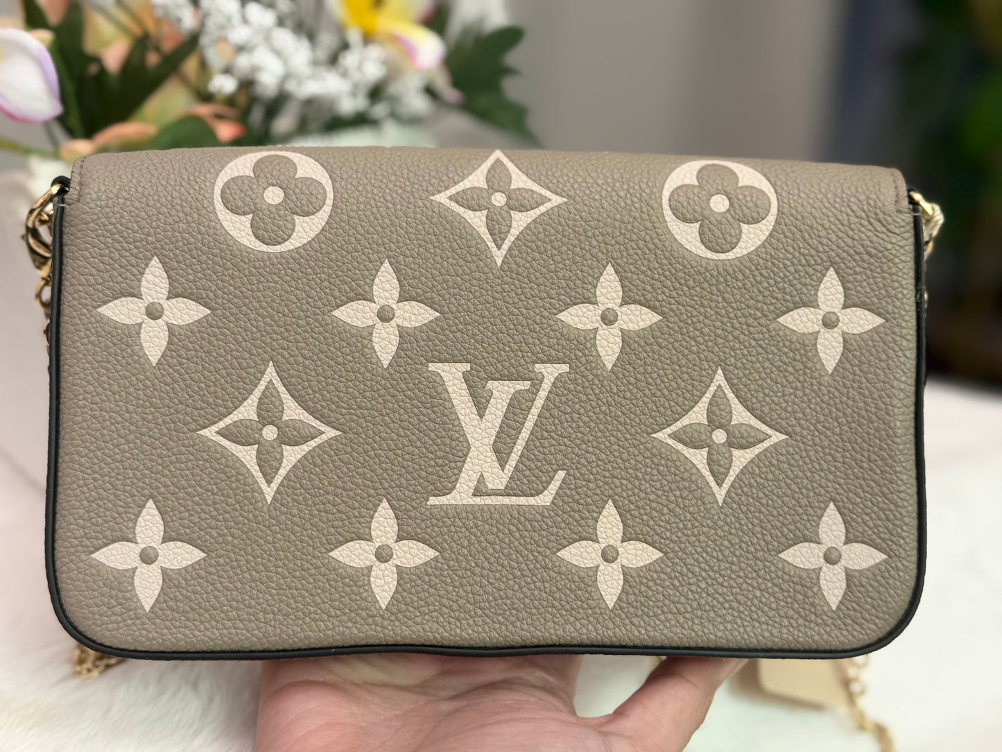 Louis Vuitton Felicie Pochette Giant Mono Empreinte Bicolor Dove Cream
