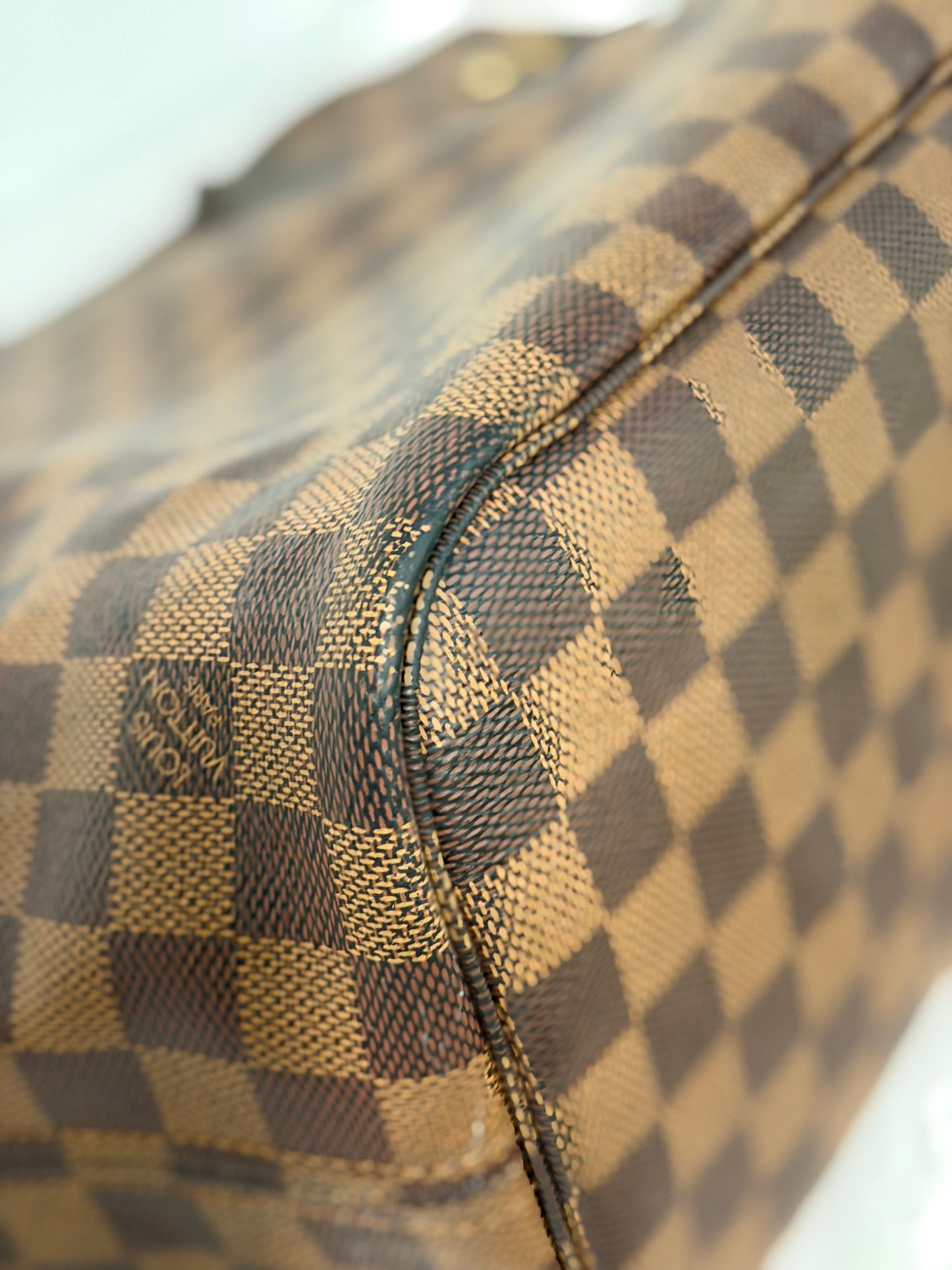 Louis Vuitton Neverfull MM DE Set (Bag and Pouch)