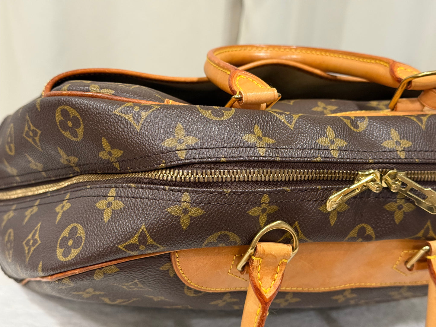 Louis Vuitton Deauville Mono