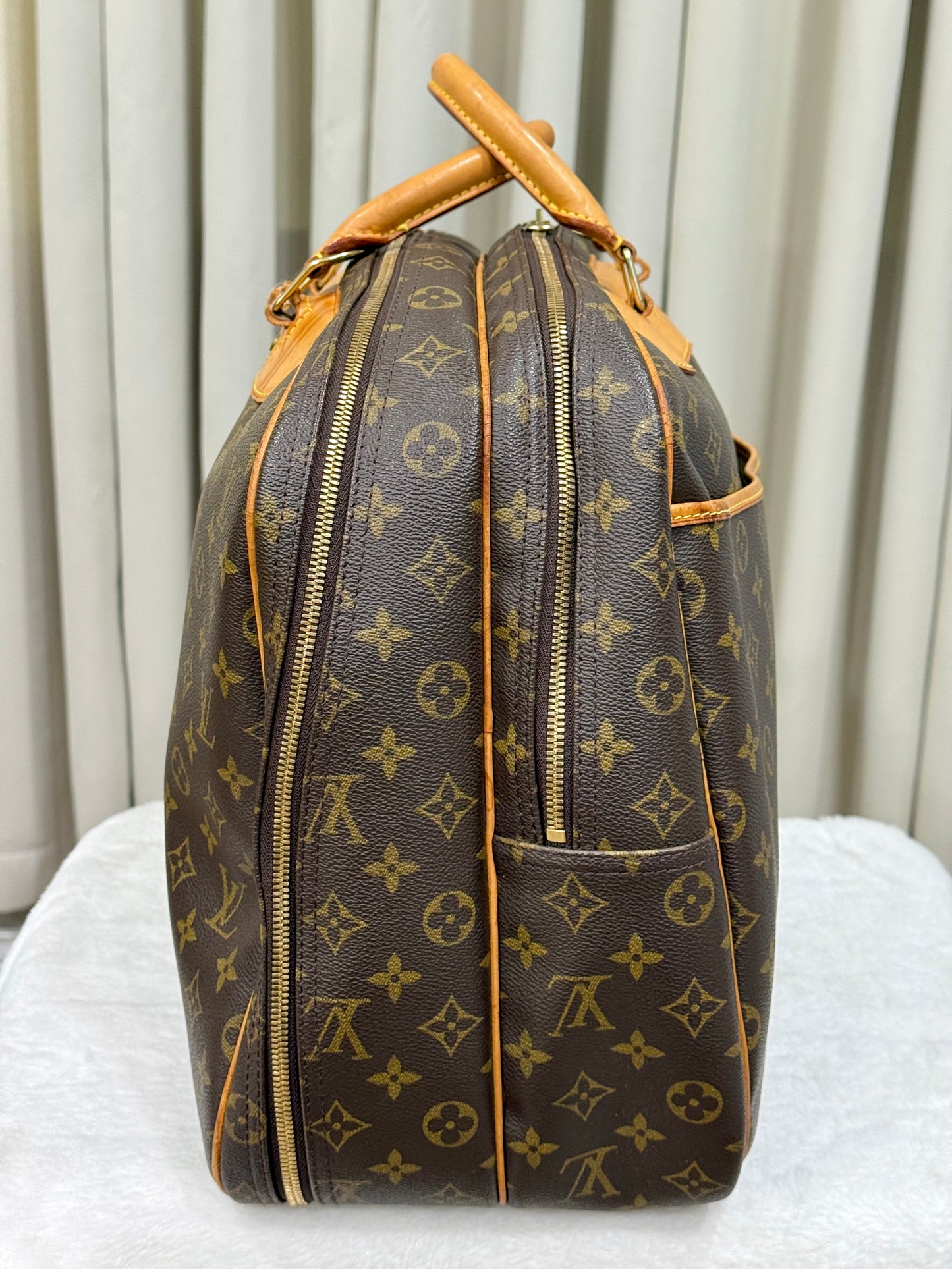 Louis Vuitton Alize 24 Mono soft Suitcase