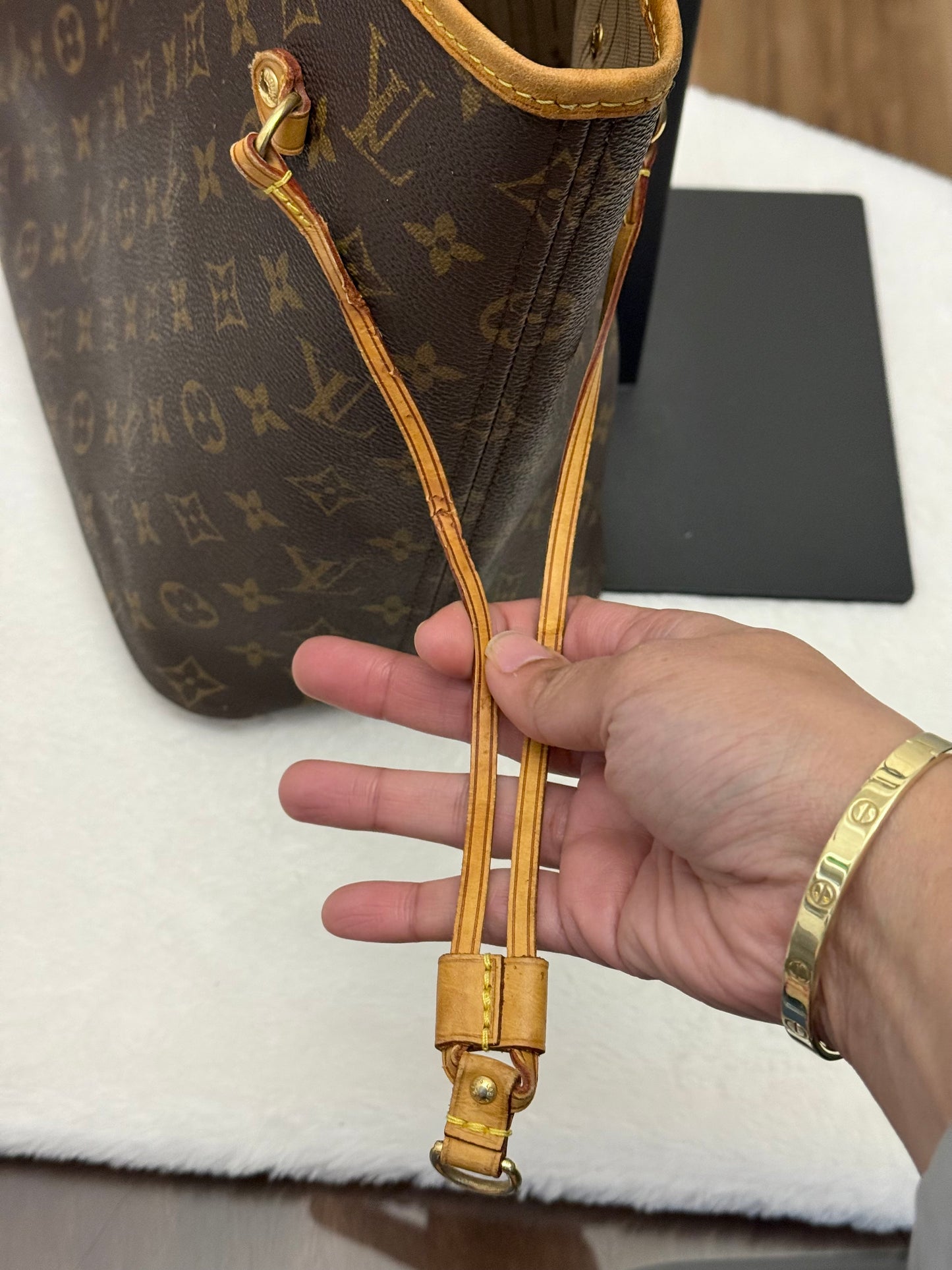 Louis Vuitton Neverfull MM Mono Beige