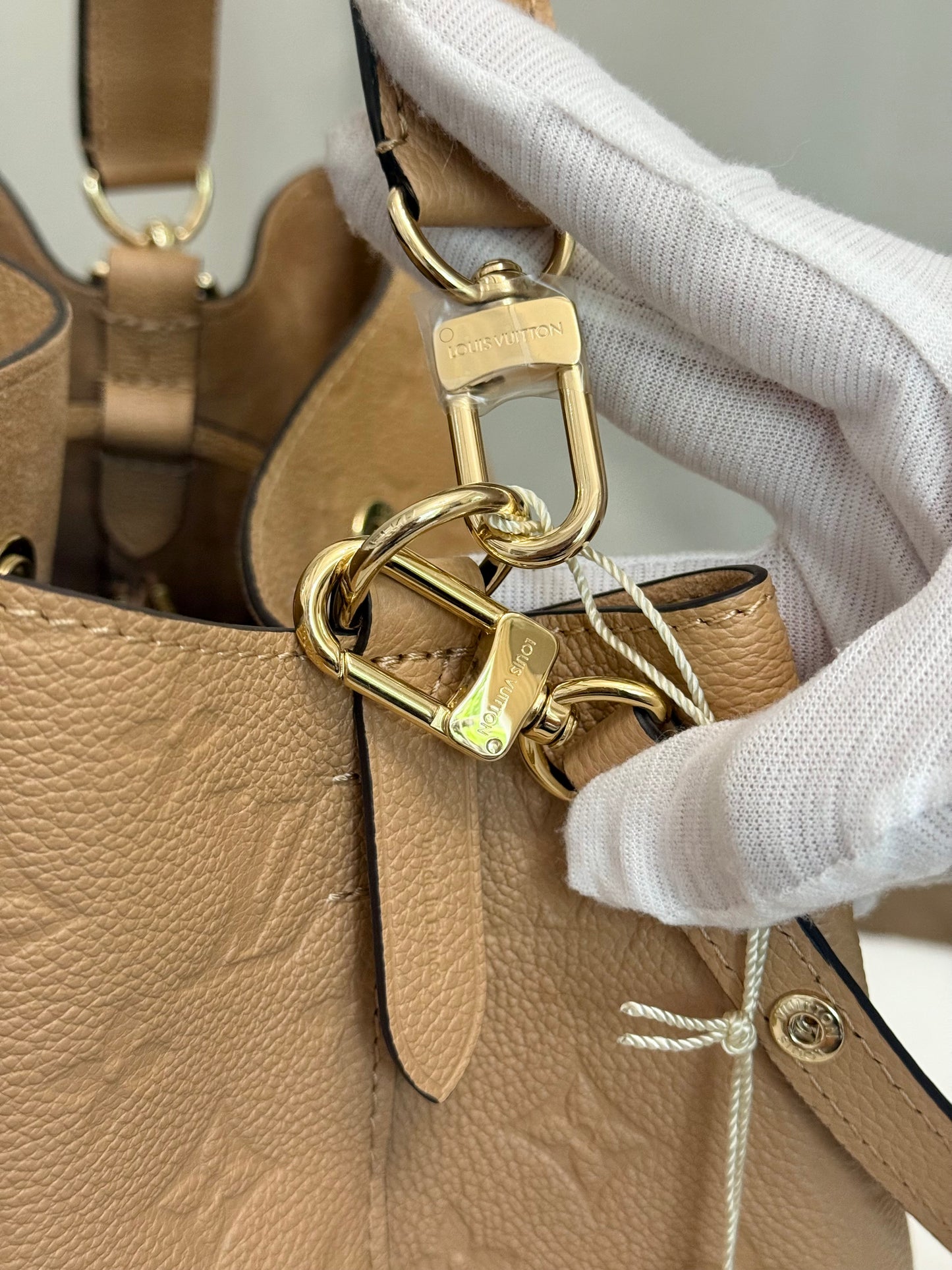 Louis Vuitton Neonoe MM Empreinte Arizona