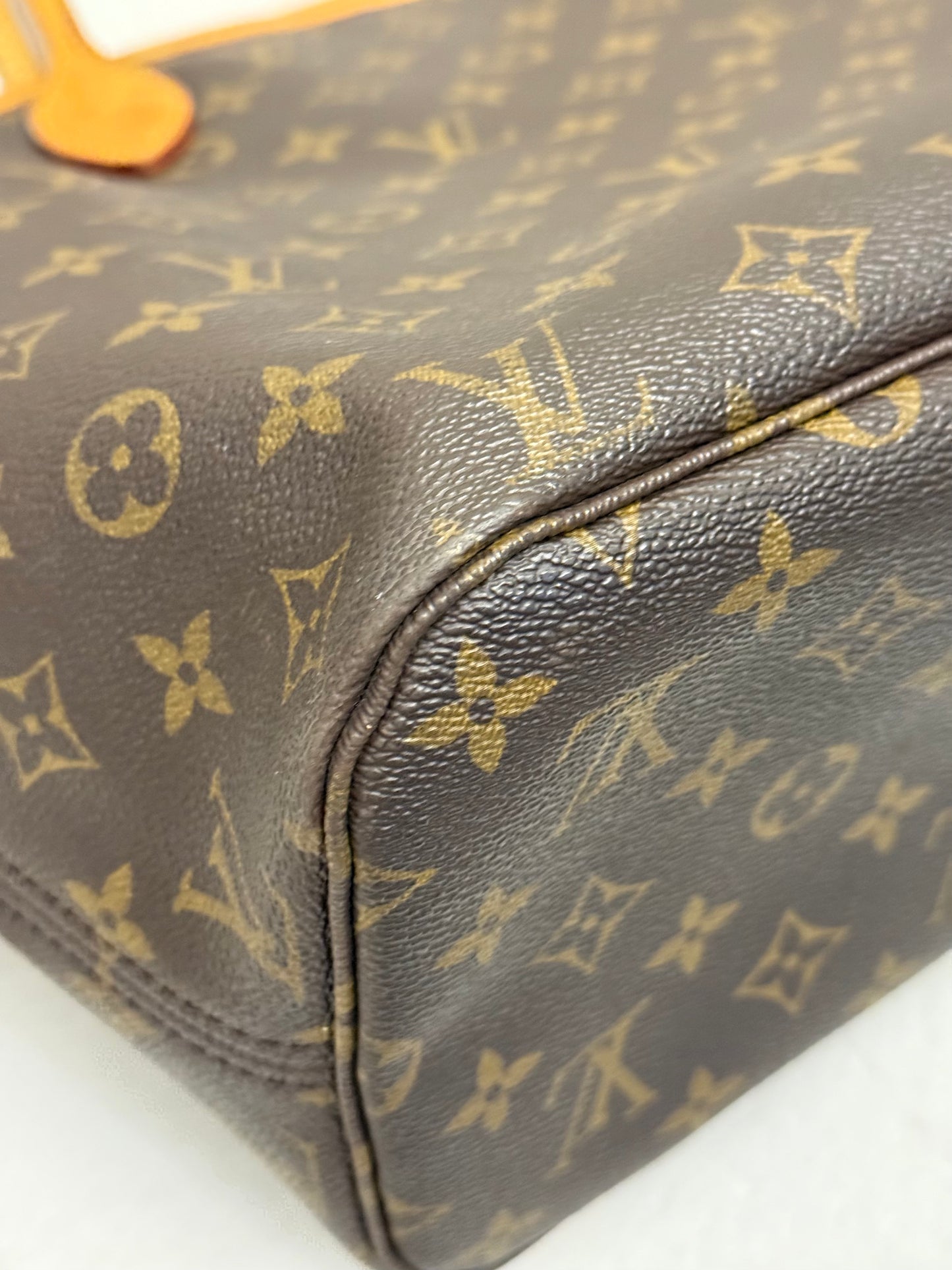 Louis Vuitton Neverfull MM Mono Beige