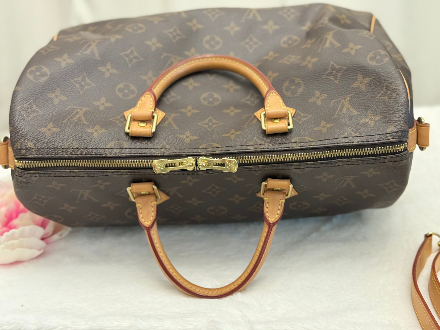 Louis Vuitton Speedy 35 Bandouliere Mono