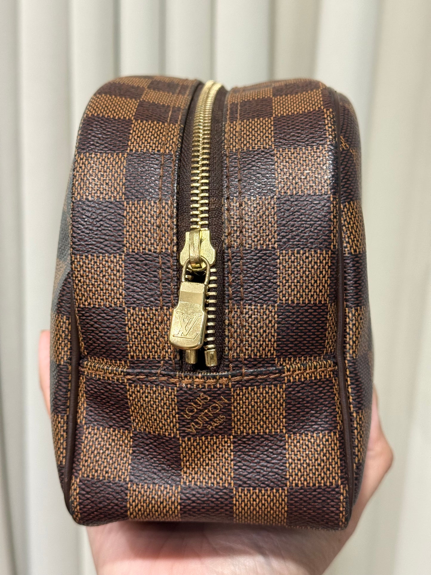 Louis Vuitton Trousse Toiletry 25 Damier Ebene