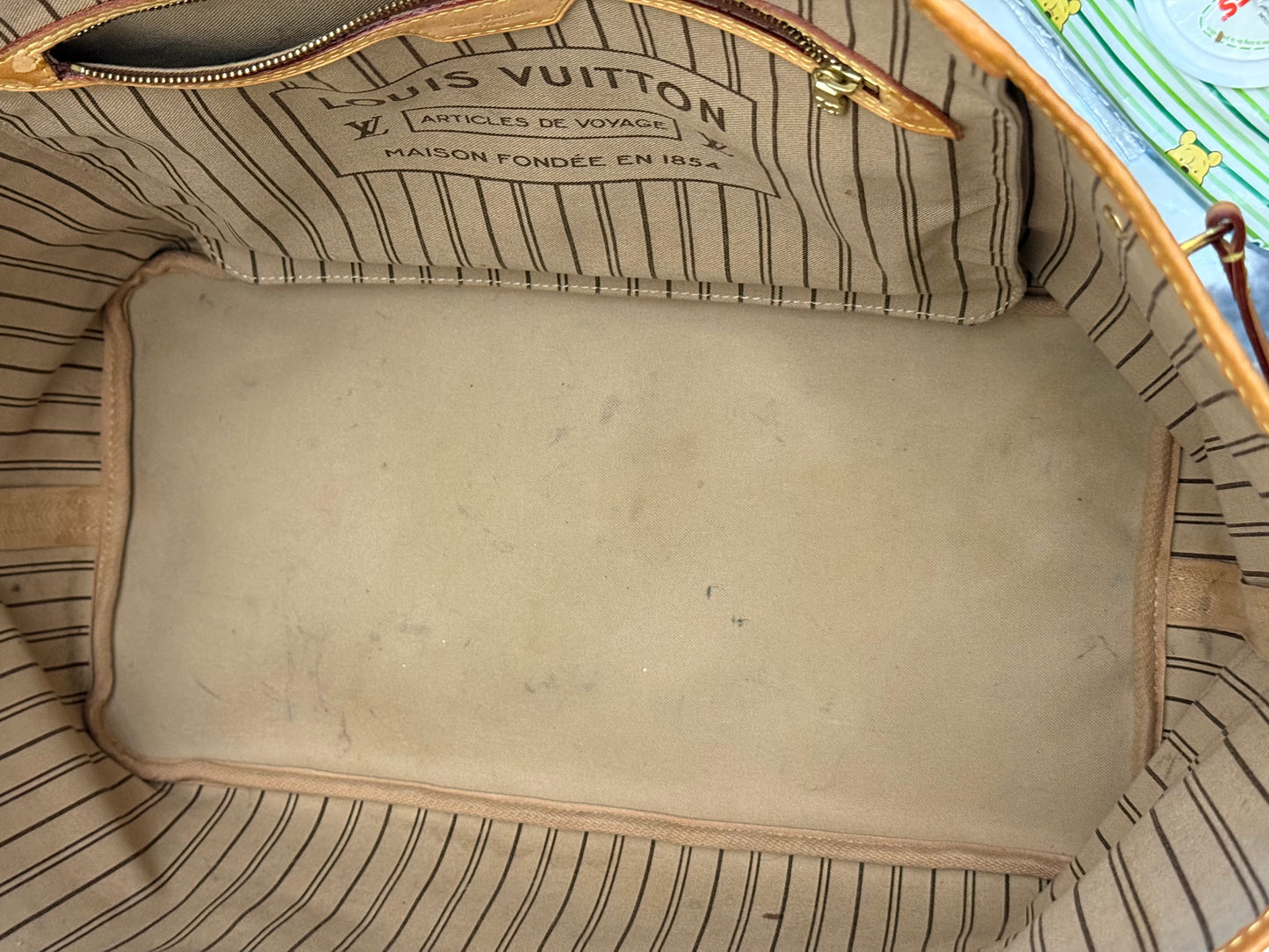 Louis Vuitton Neverfull GM Mono Beige