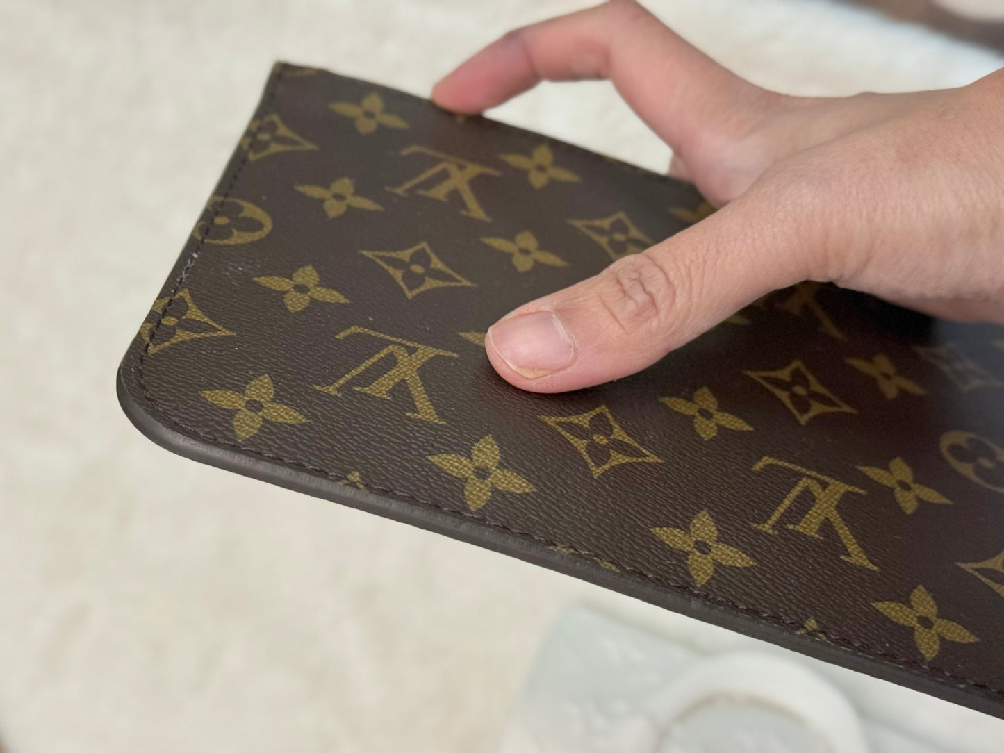 Louis Vuitton Neverfull MM Mono Bag and Pouch Set