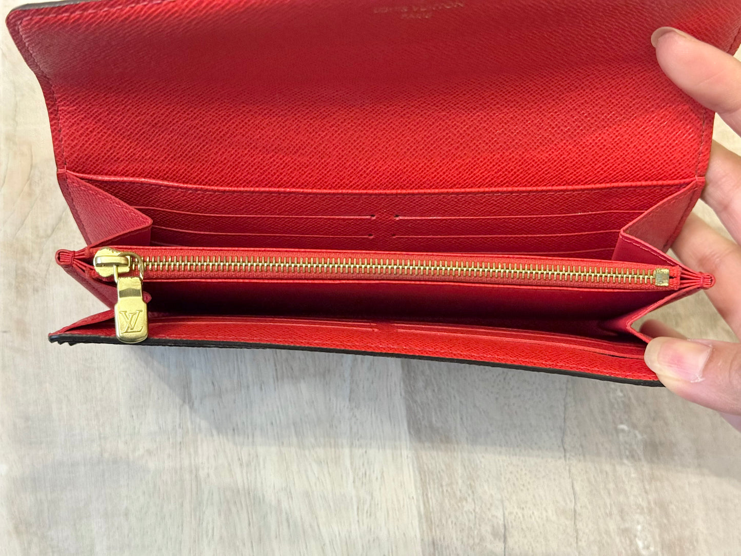 Louis Vuitton Sarah Wallet Mono Red