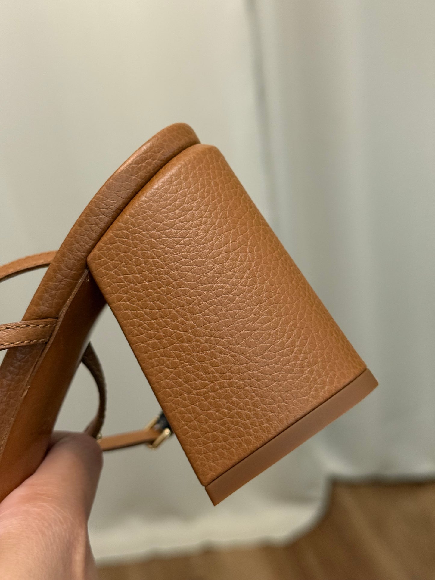Louis Vuitton Roma Sandals Cognac Size 40