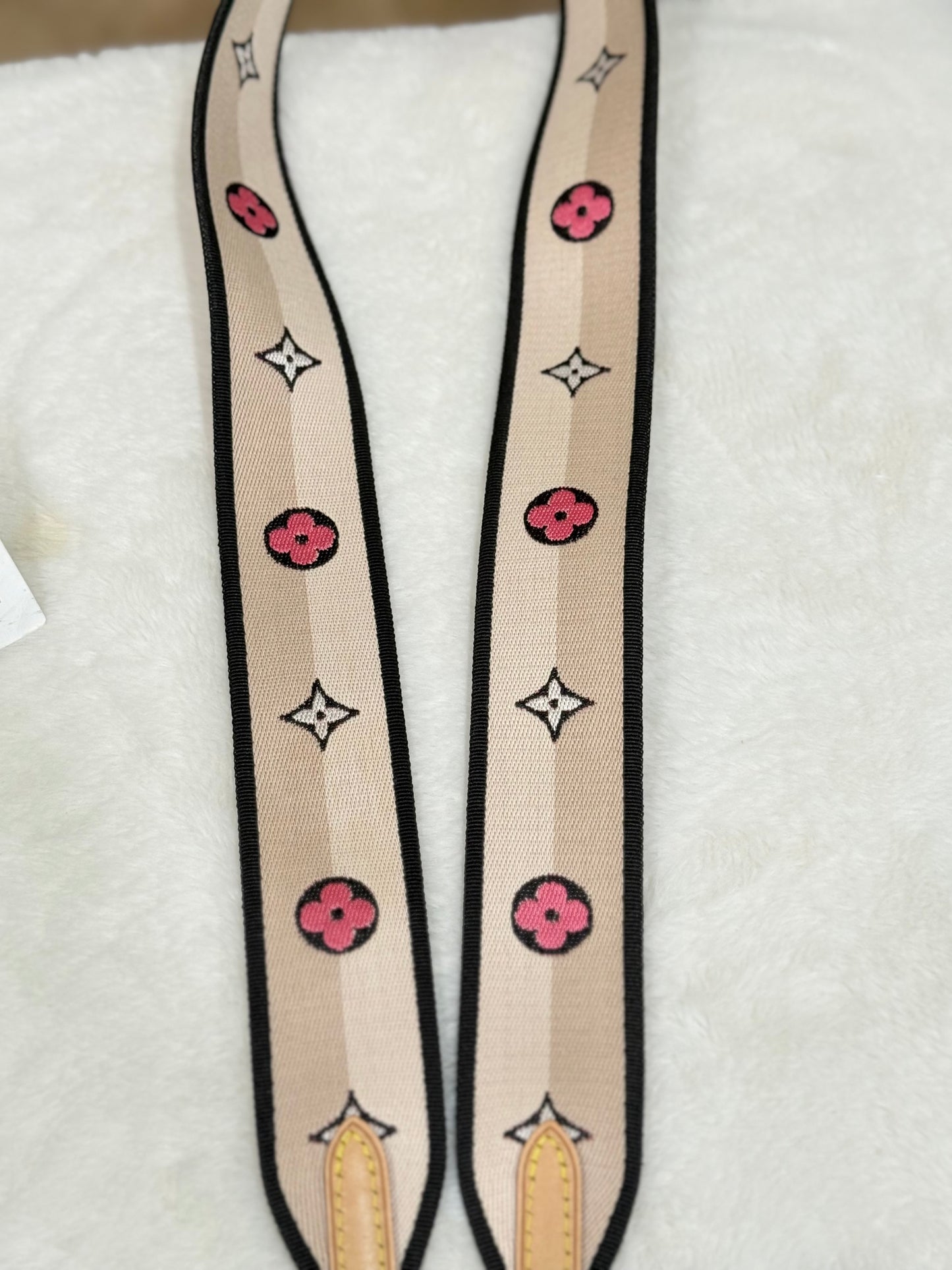 Louis Vuitton Speedy Bandouliere 20 Mono with Black/Pink Strap