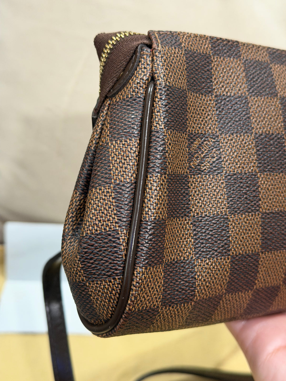 Louis Vuitton Eva Pochette Damier Ebene