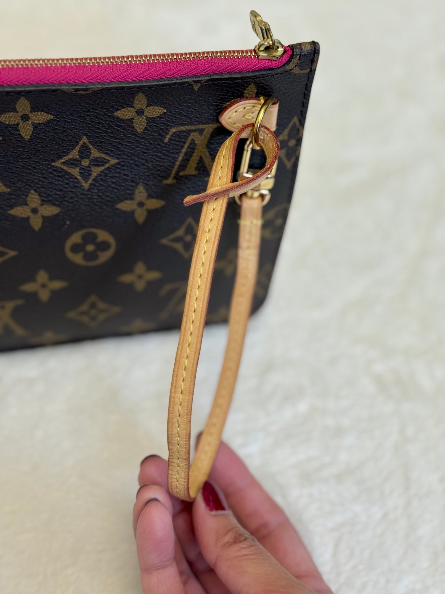 Louis Vuitton Neverfull MM Mono Pivoine
