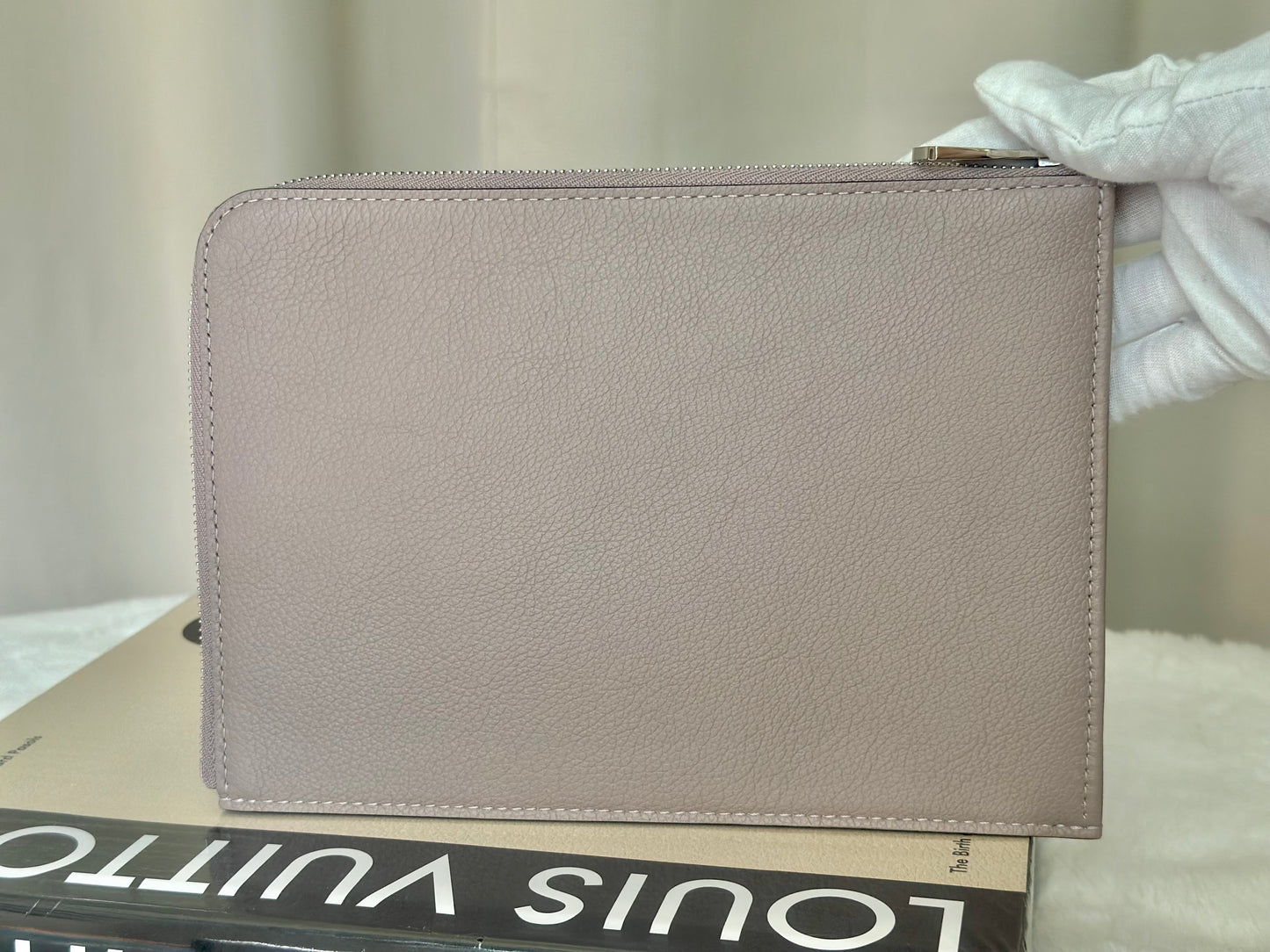 Louis Vuitton Pochette Jour PM Taupe Clutch