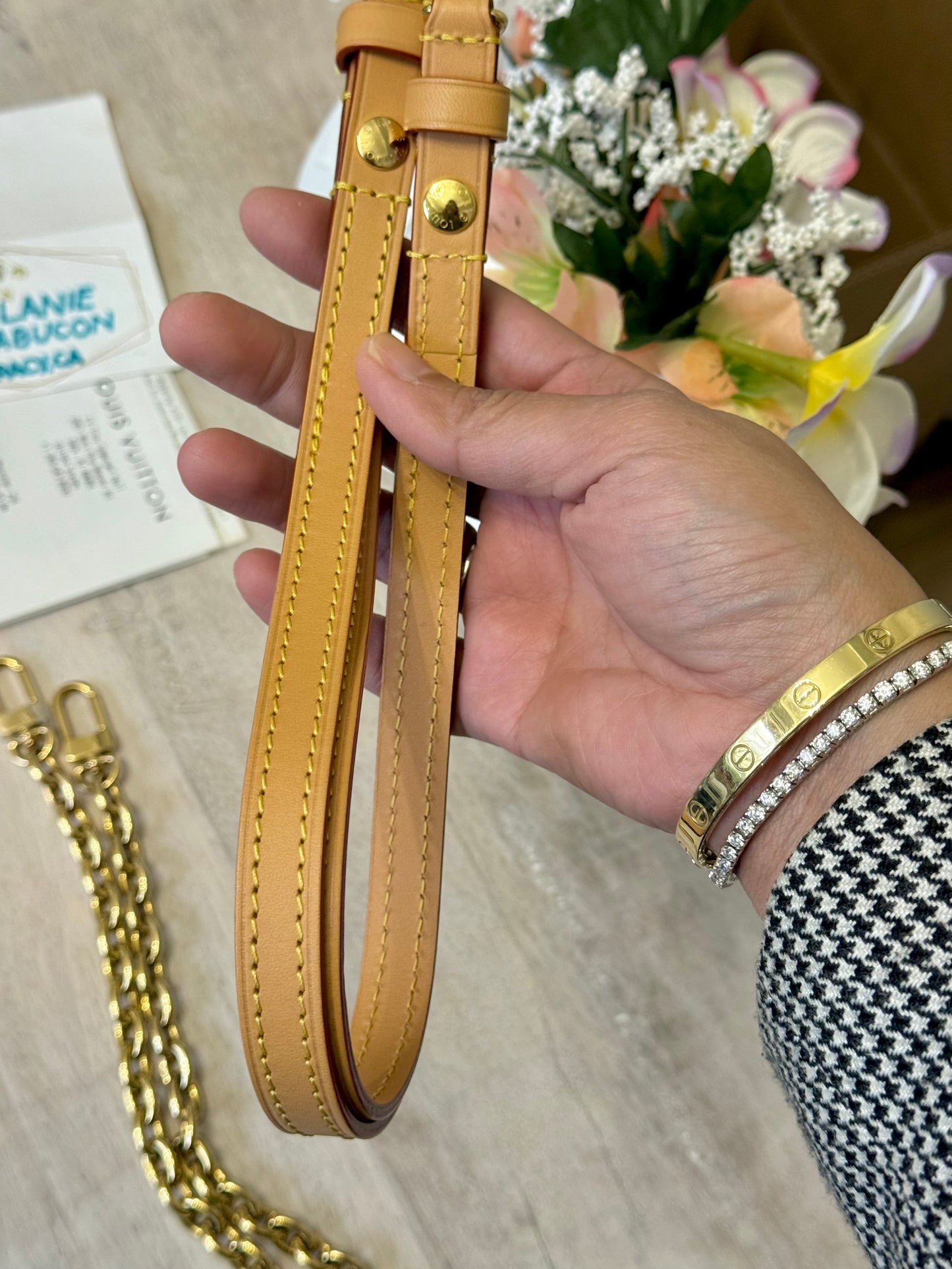 Louis Vuitton Pochette Liv Mono