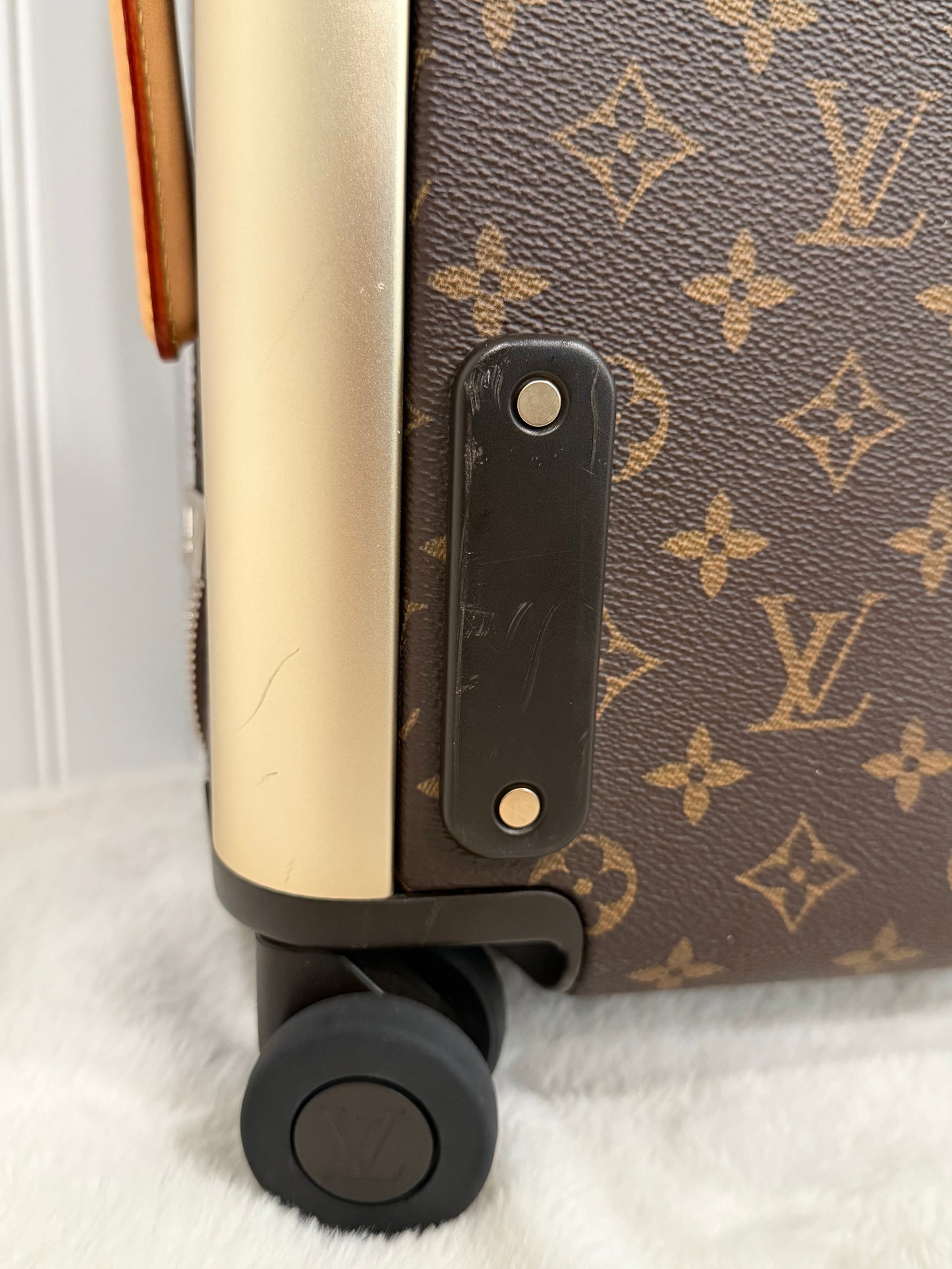 Louis Vuitton Horizon 55 Mono